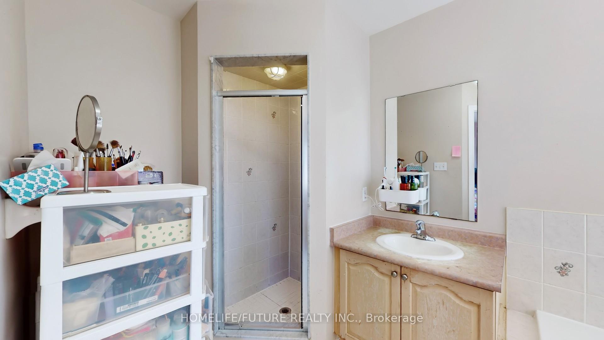 Photo 11 of 185 South Unionville Avenue, Markham, Village Green-South Unionville — HOMEH