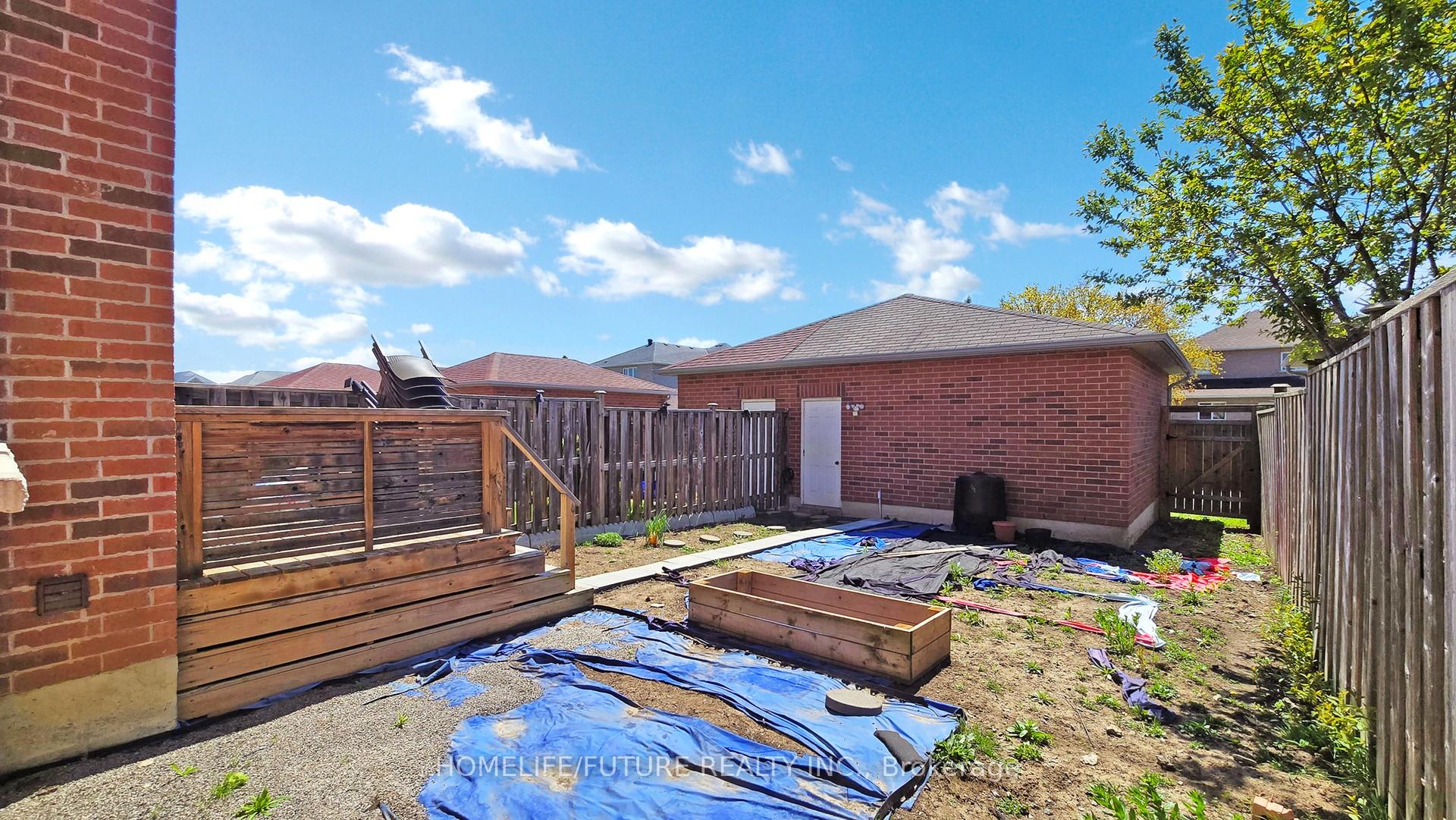 Photo 17 of 185 South Unionville Avenue, Markham, Village Green-South Unionville — HOMEH