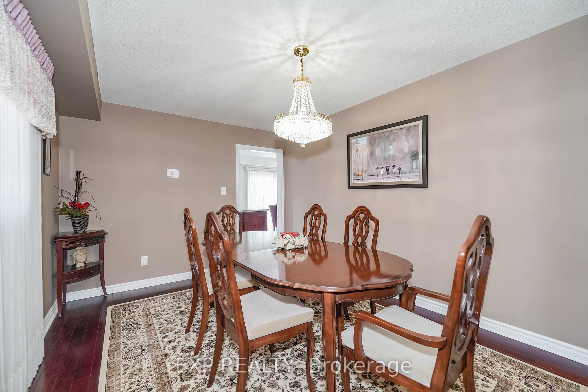 Photo 13 of 173 Highglen Avenue, Markham, Milliken Mills East — HOMEH