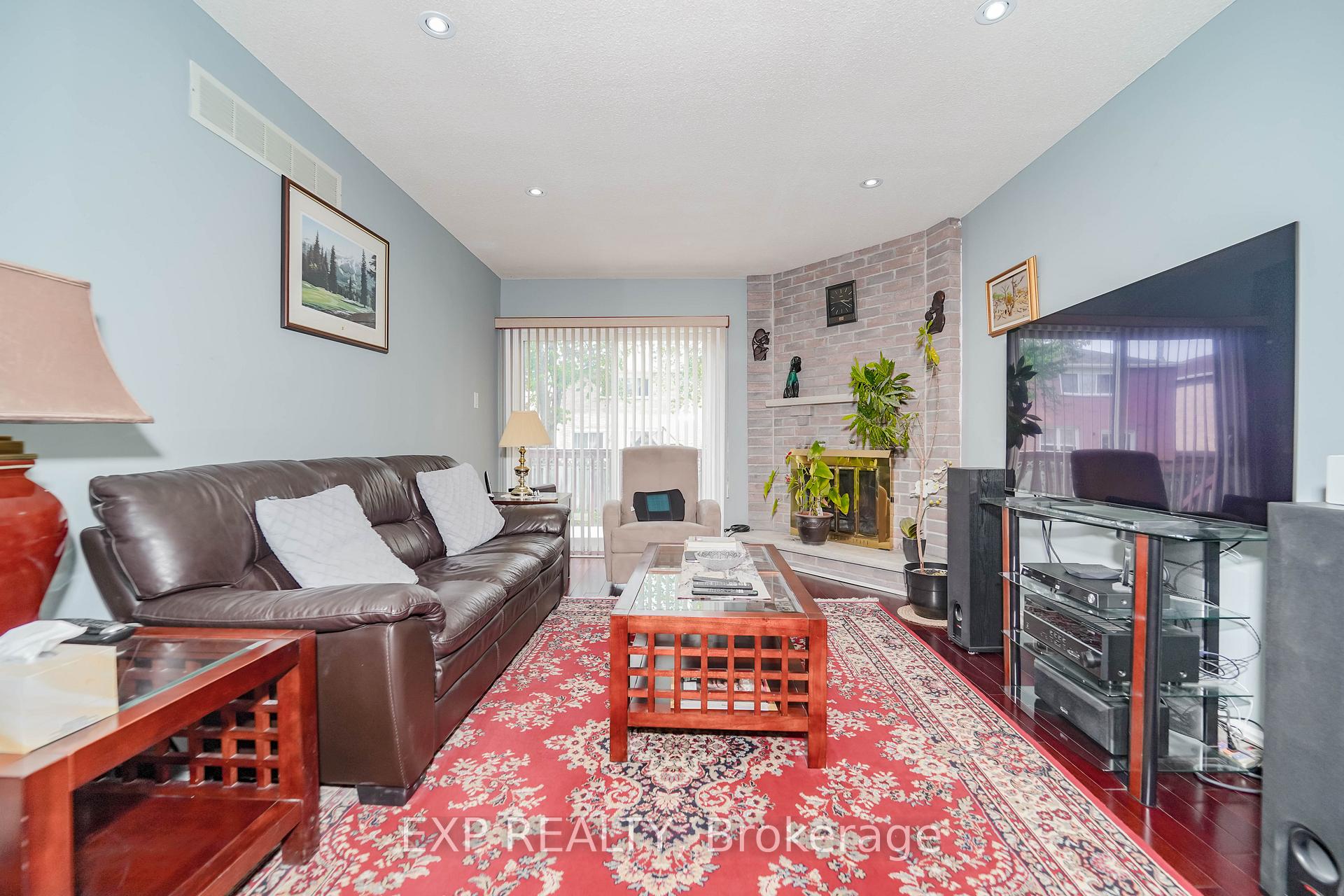 Photo 15 of 173 Highglen Avenue, Markham, Milliken Mills East — HOMEH