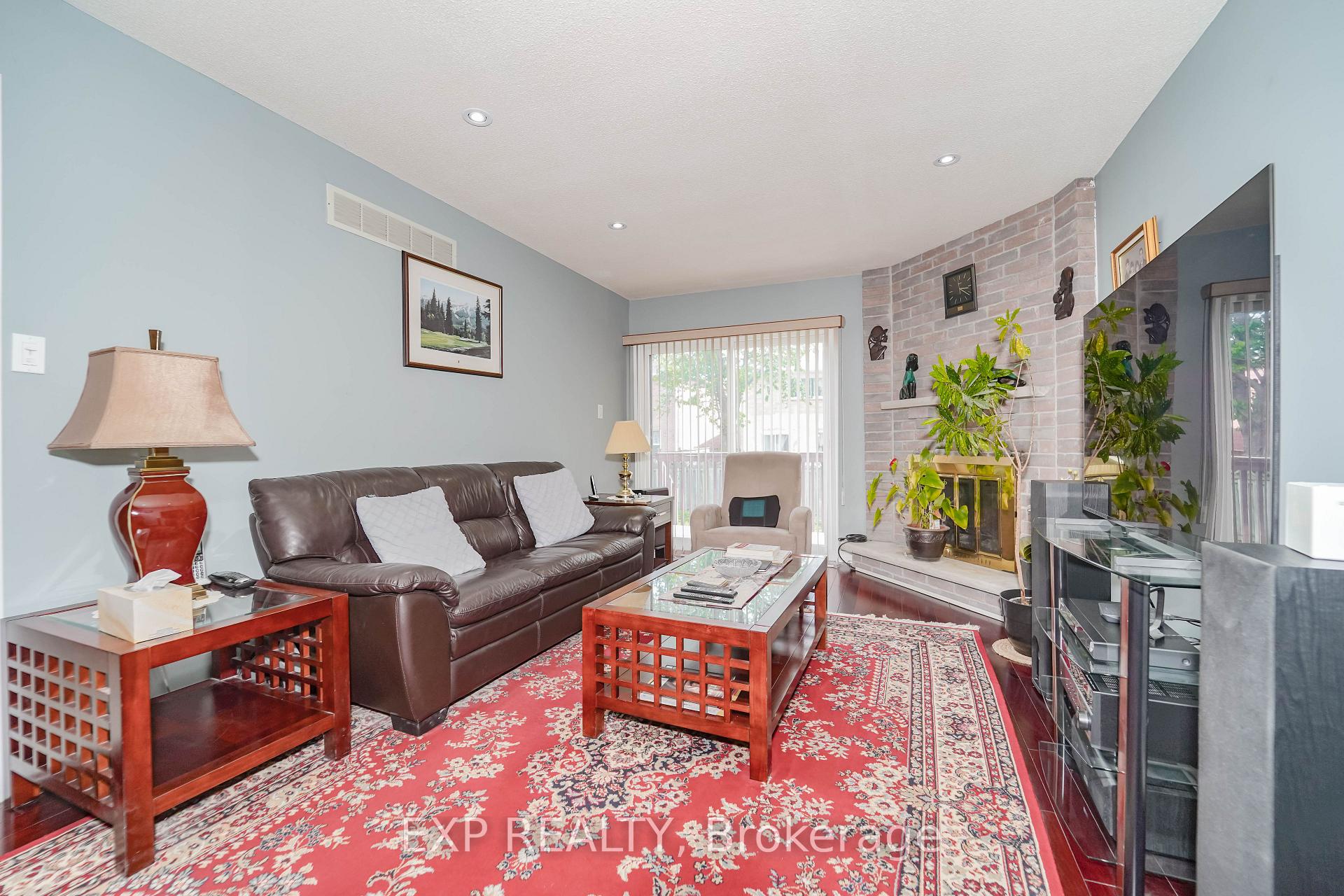 Photo 12 of 173 Highglen Avenue, Markham, Milliken Mills East — HOMEH