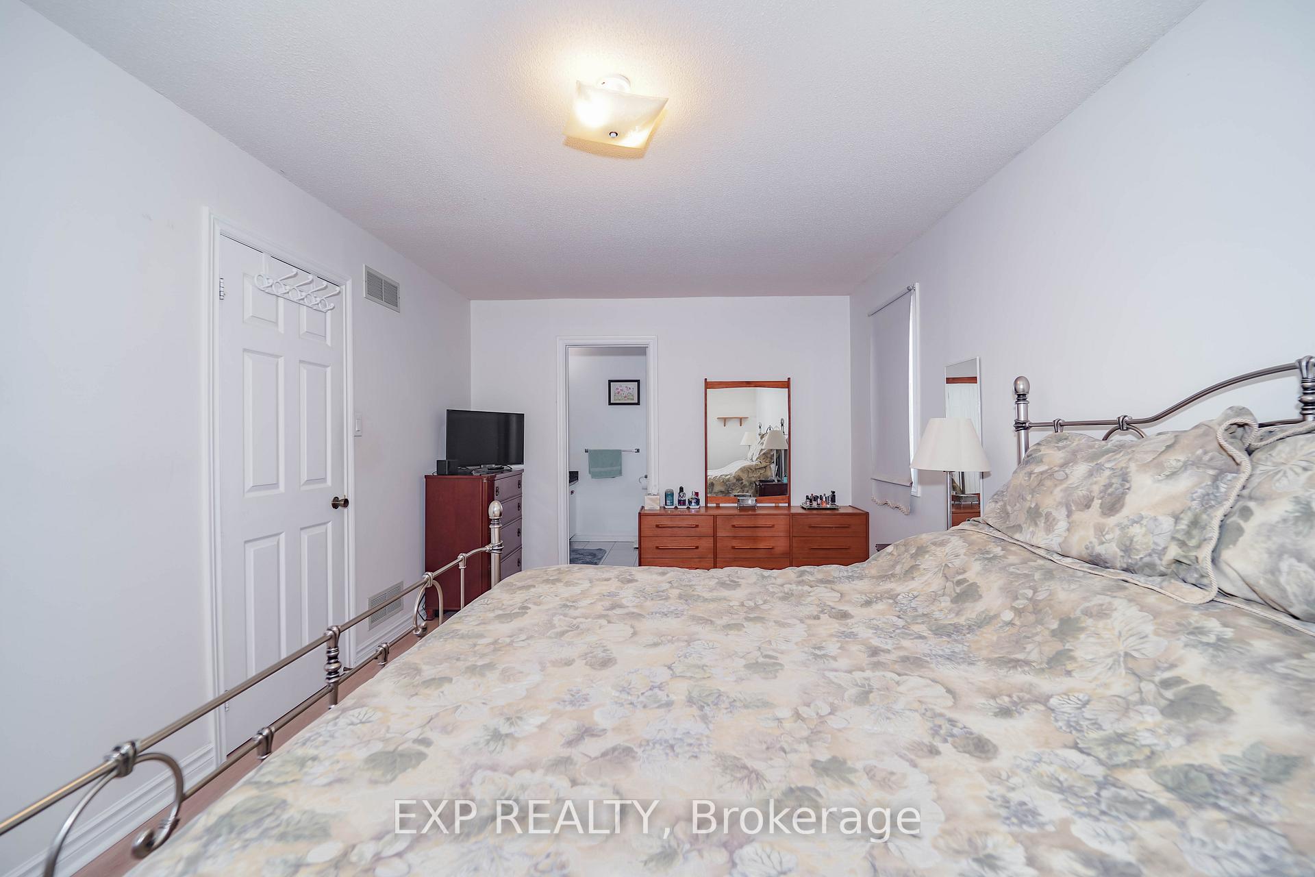 Photo 23 of 173 Highglen Avenue, Markham, Milliken Mills East — HOMEH