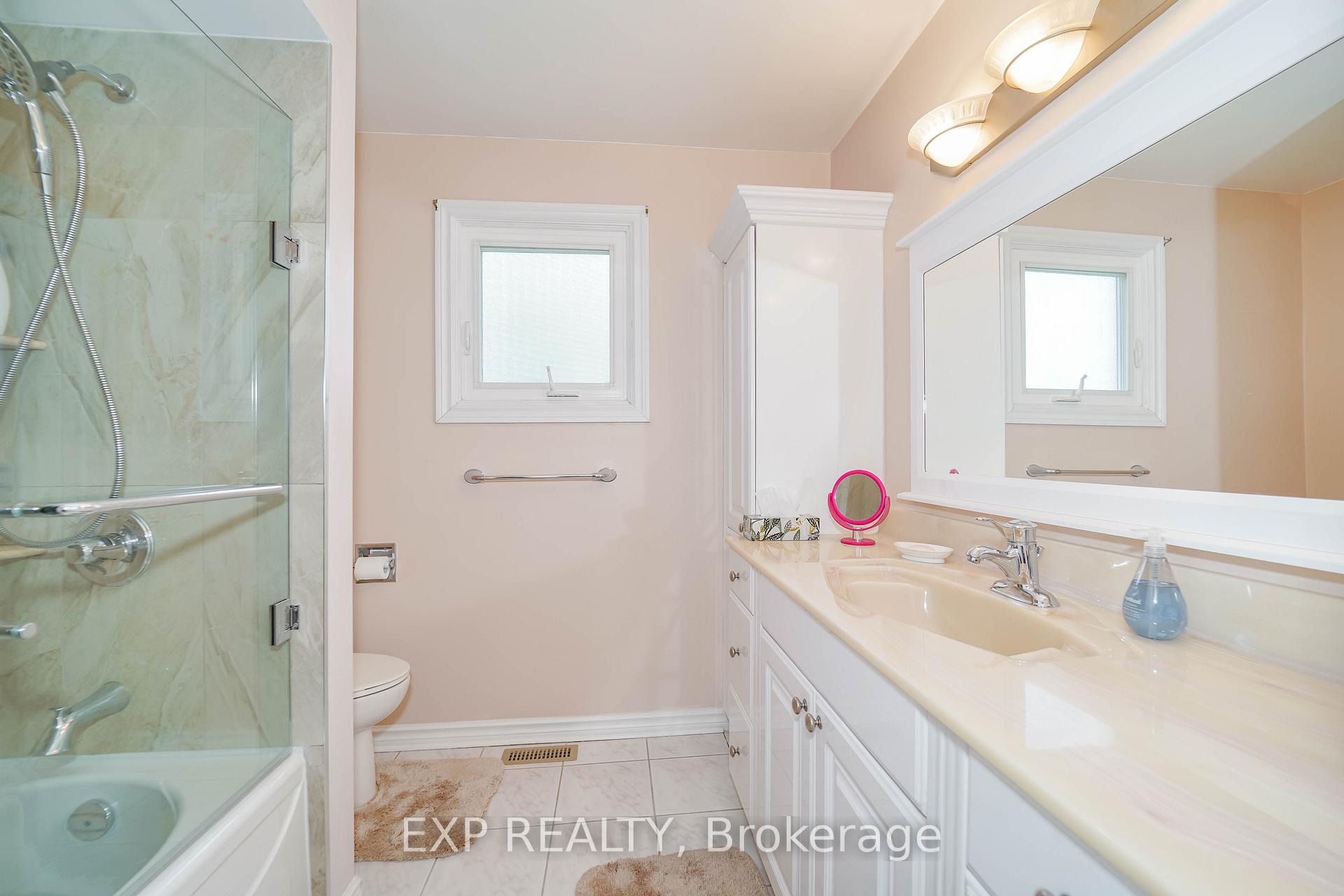 Photo 18 of 173 Highglen Avenue, Markham, Milliken Mills East — HOMEH
