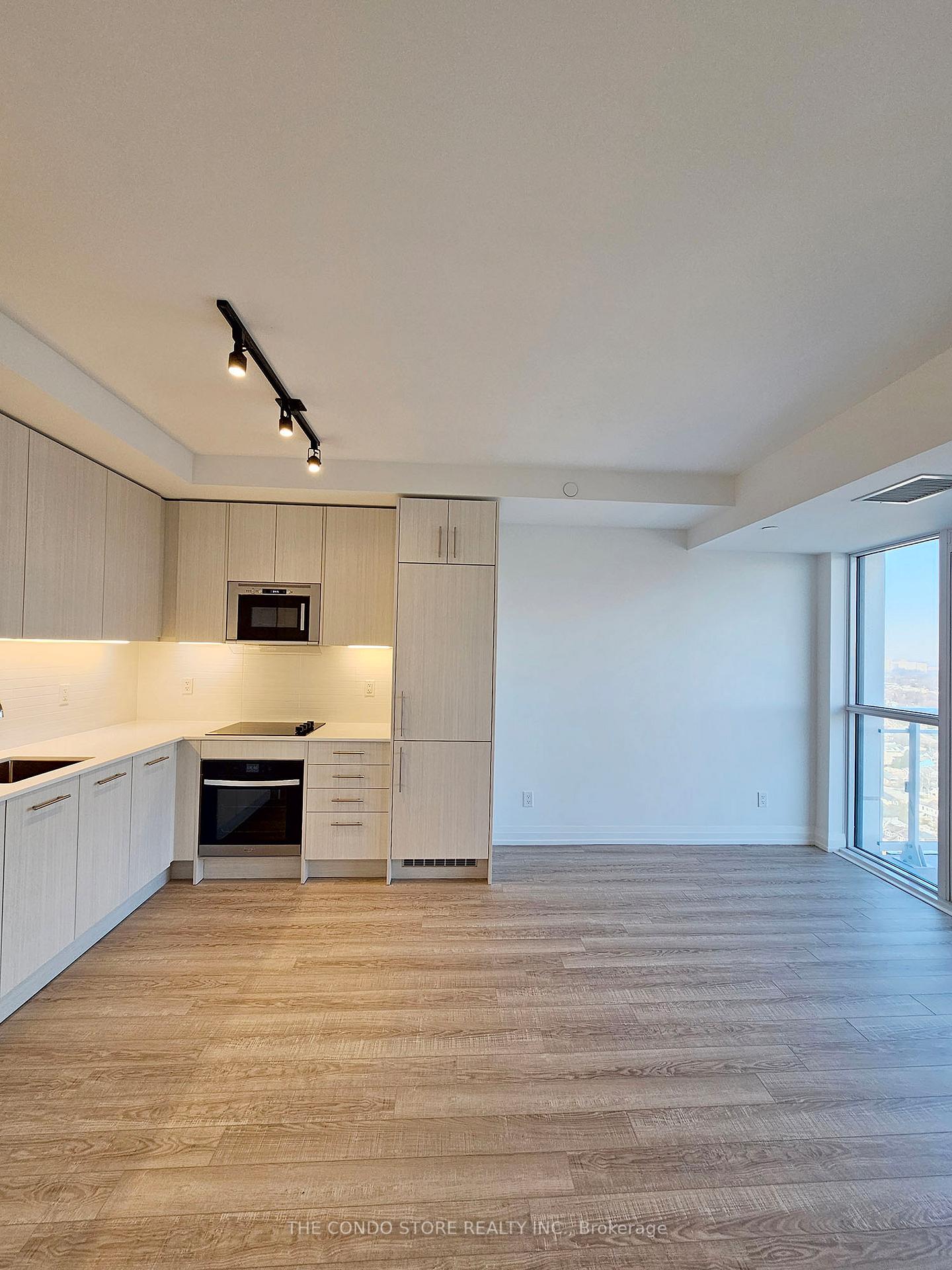 Photo 4 of Unit 2302, 286 Main Street, Toronto, East End-Danforth — HOMEH