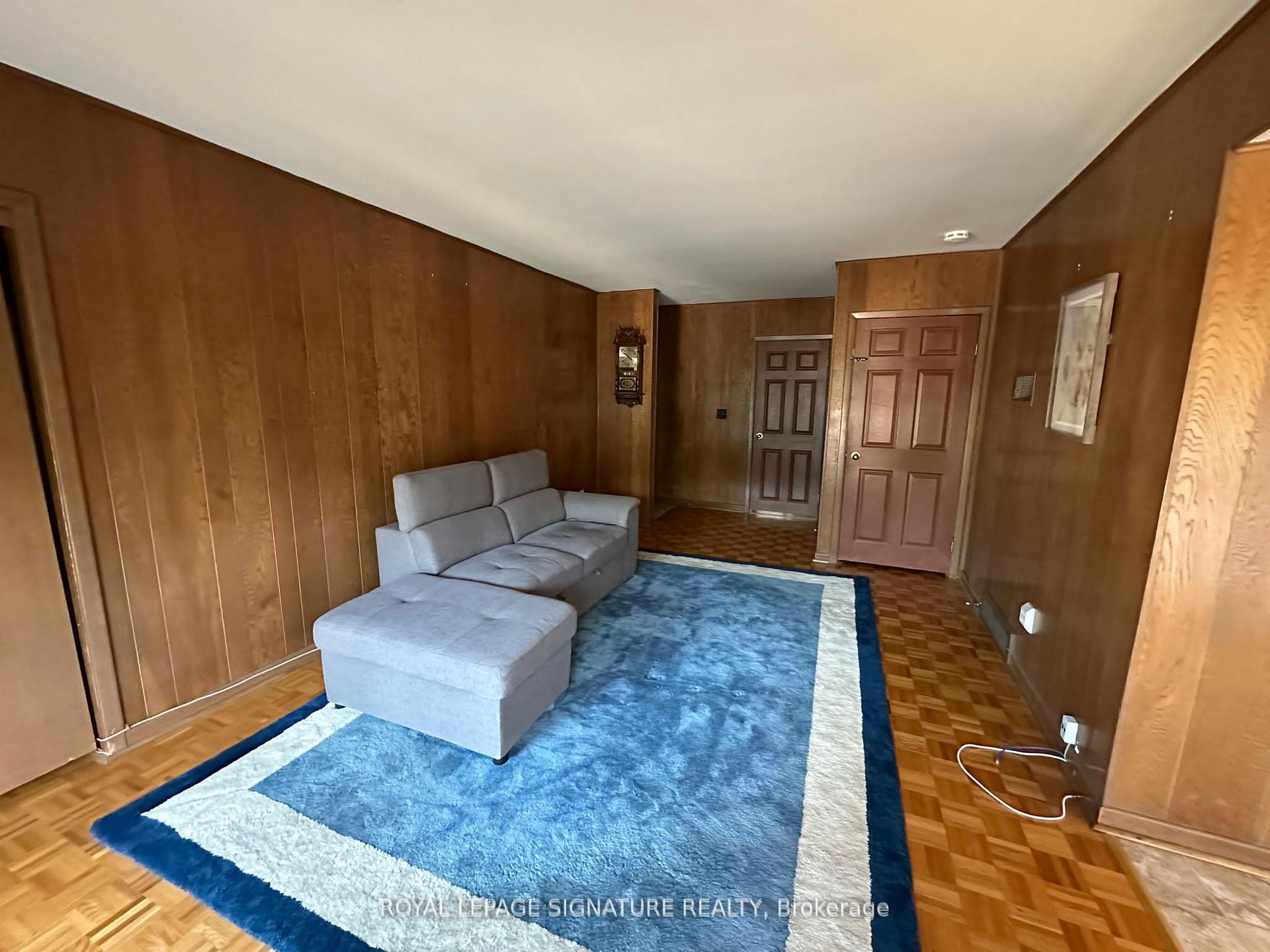 Photo 10 of 13 Burrells Road, Ajax, South East — HOMEH