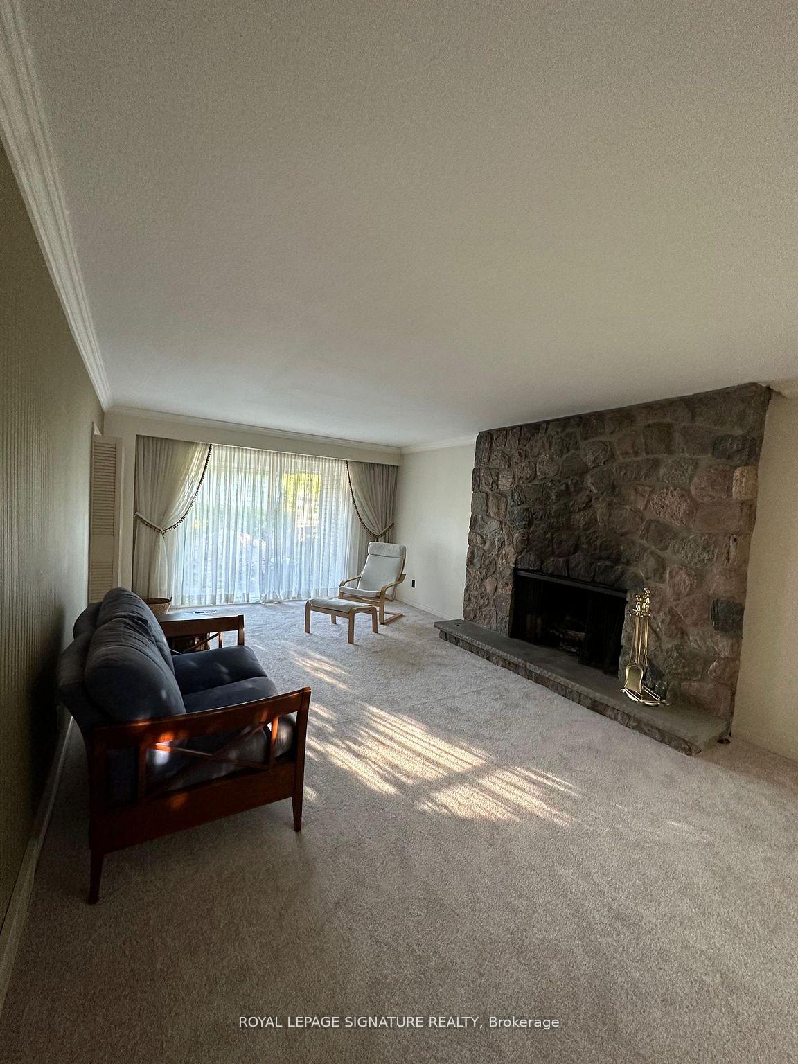 Photo 5 of 13 Burrells Road, Ajax, South East — HOMEH