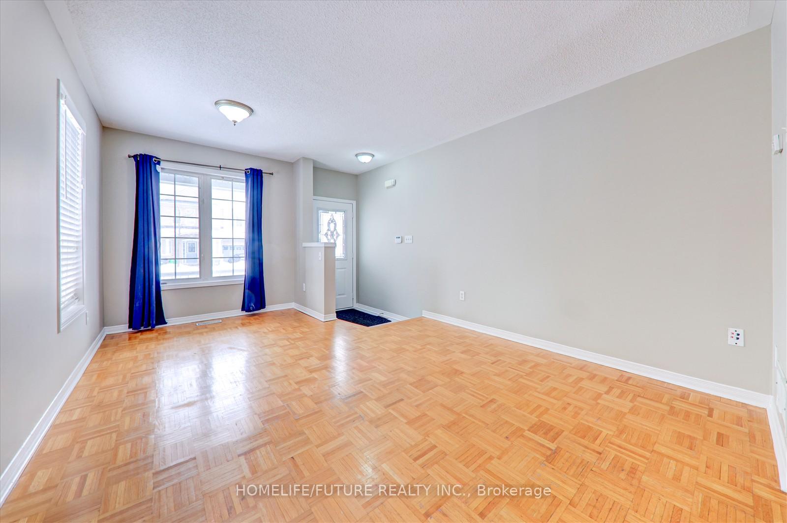 Photo 3 of 23 Starhill Crescent, Brampton, Sandringham-Wellington — HOMEH