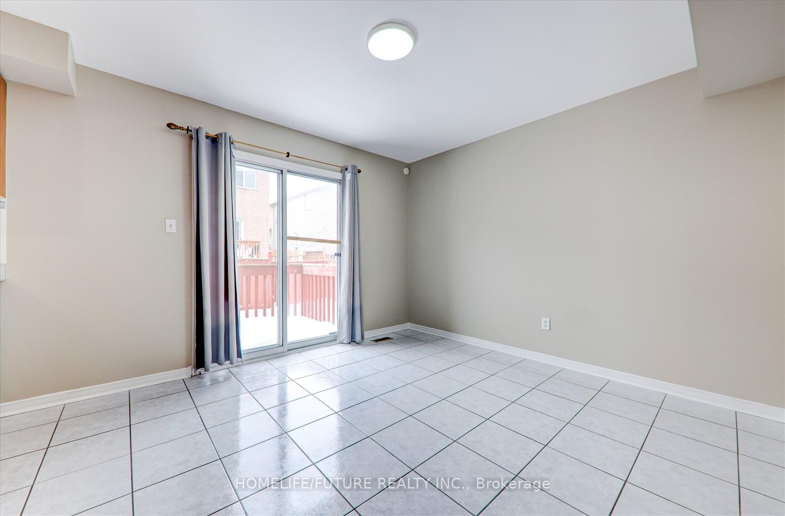 Photo 10 of 23 Starhill Crescent, Brampton, Sandringham-Wellington — HOMEH