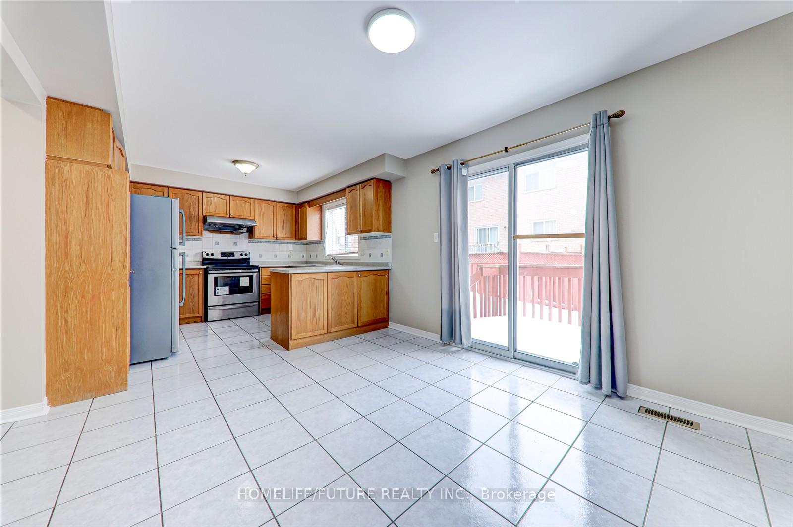 Photo 8 of 23 Starhill Crescent, Brampton, Sandringham-Wellington — HOMEH