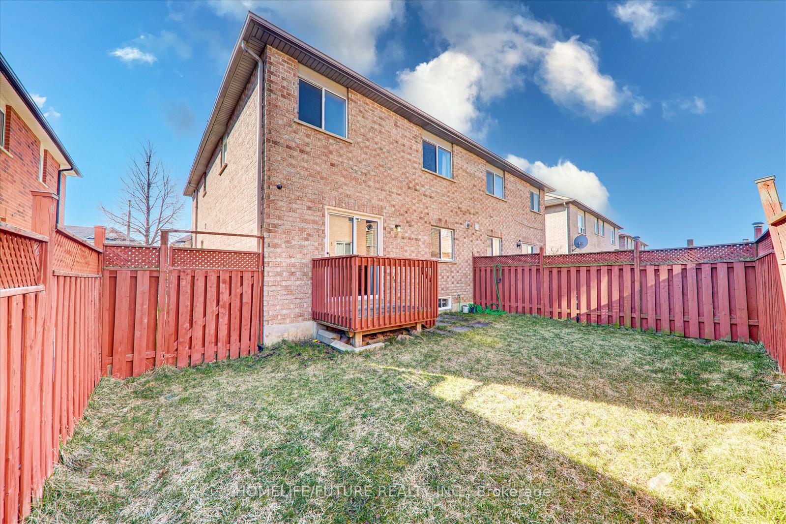 Photo 19 of 23 Starhill Crescent, Brampton, Sandringham-Wellington — HOMEH