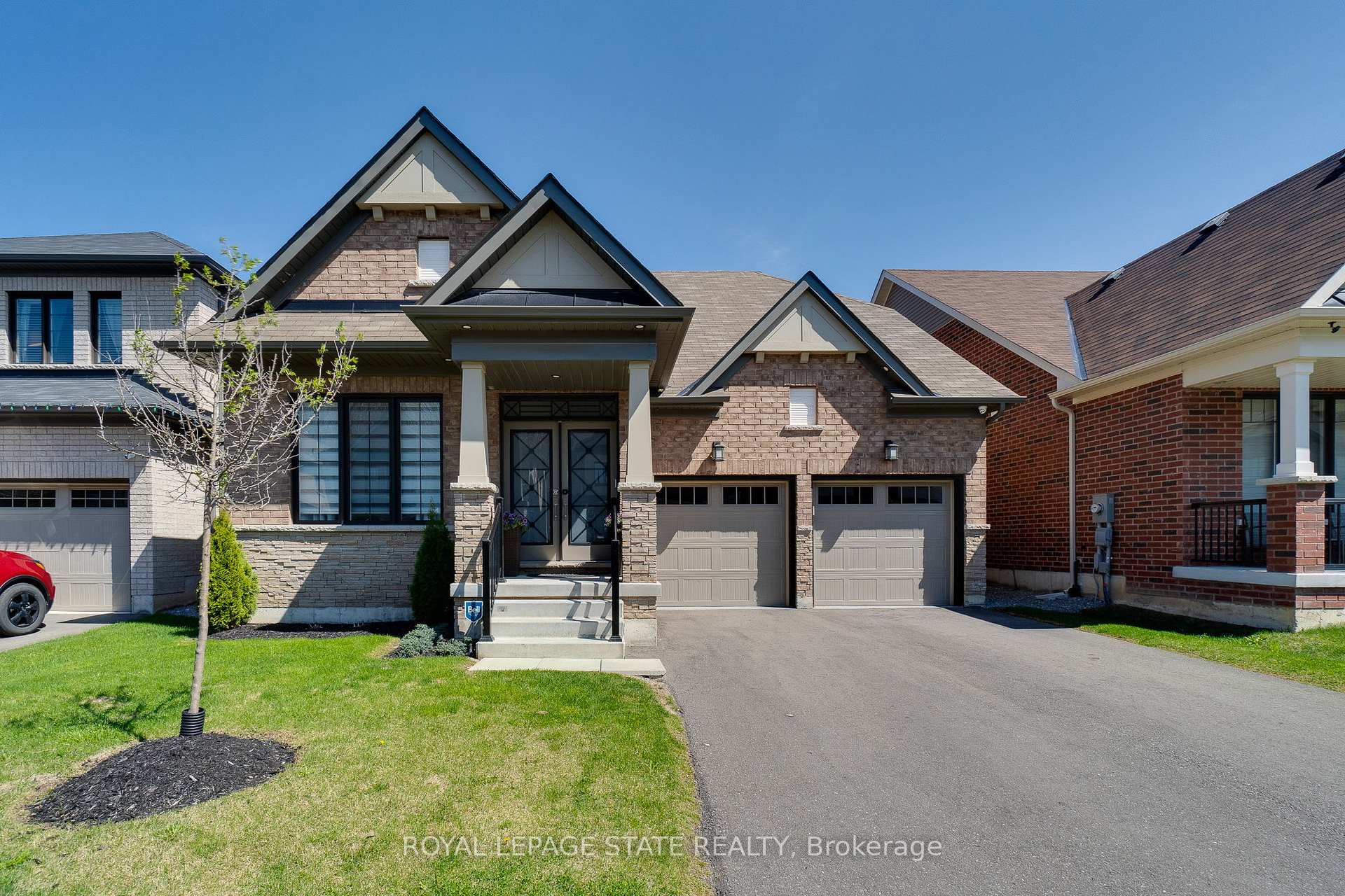 Photo 6 of 134 Cactus Crescent, Hamilton, Stoney Creek Mountain — HOMEH