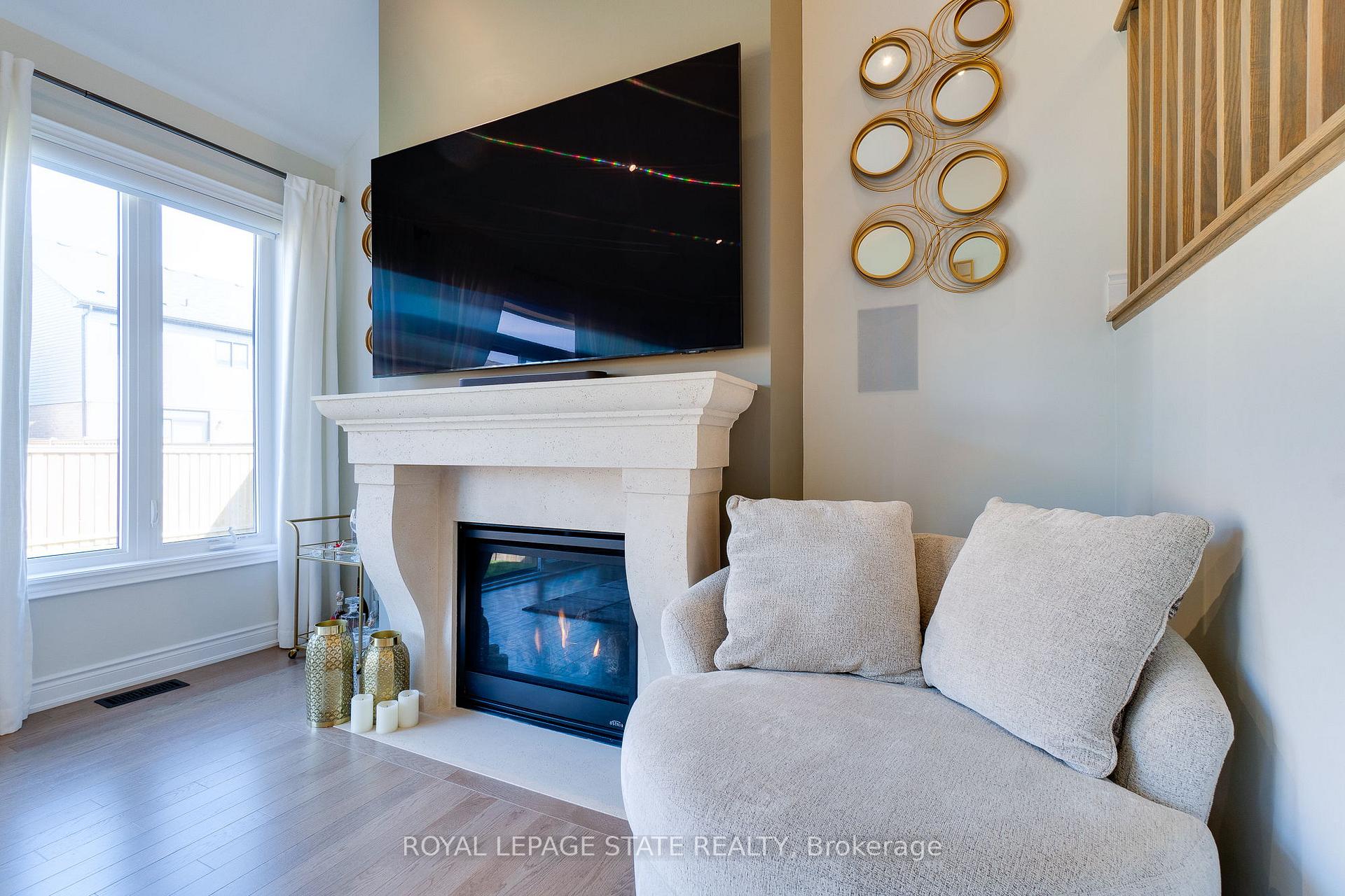 Photo 19 of 134 Cactus Crescent, Hamilton, Stoney Creek Mountain — HOMEH