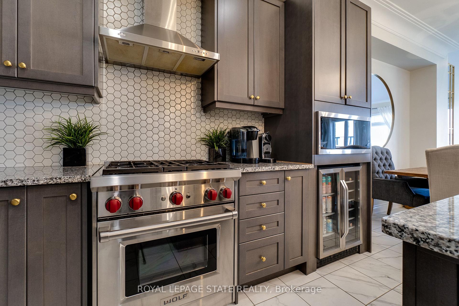 Photo 17 of 134 Cactus Crescent, Hamilton, Stoney Creek Mountain — HOMEH