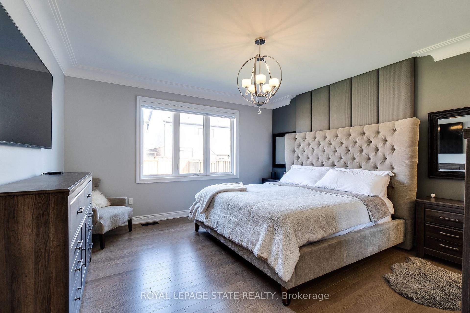 Photo 22 of 134 Cactus Crescent, Hamilton, Stoney Creek Mountain — HOMEH