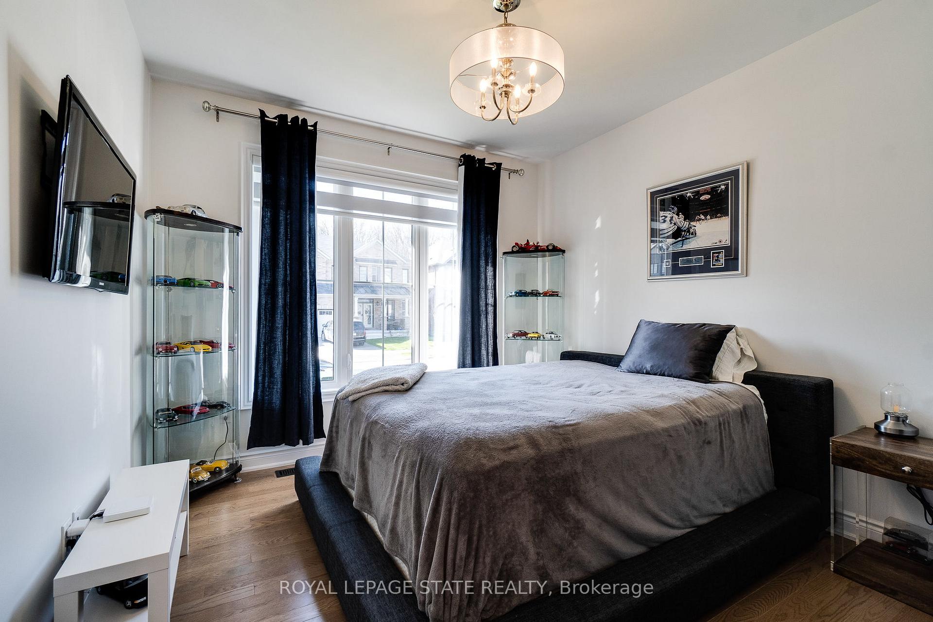 Photo 28 of 134 Cactus Crescent, Hamilton, Stoney Creek Mountain — HOMEH