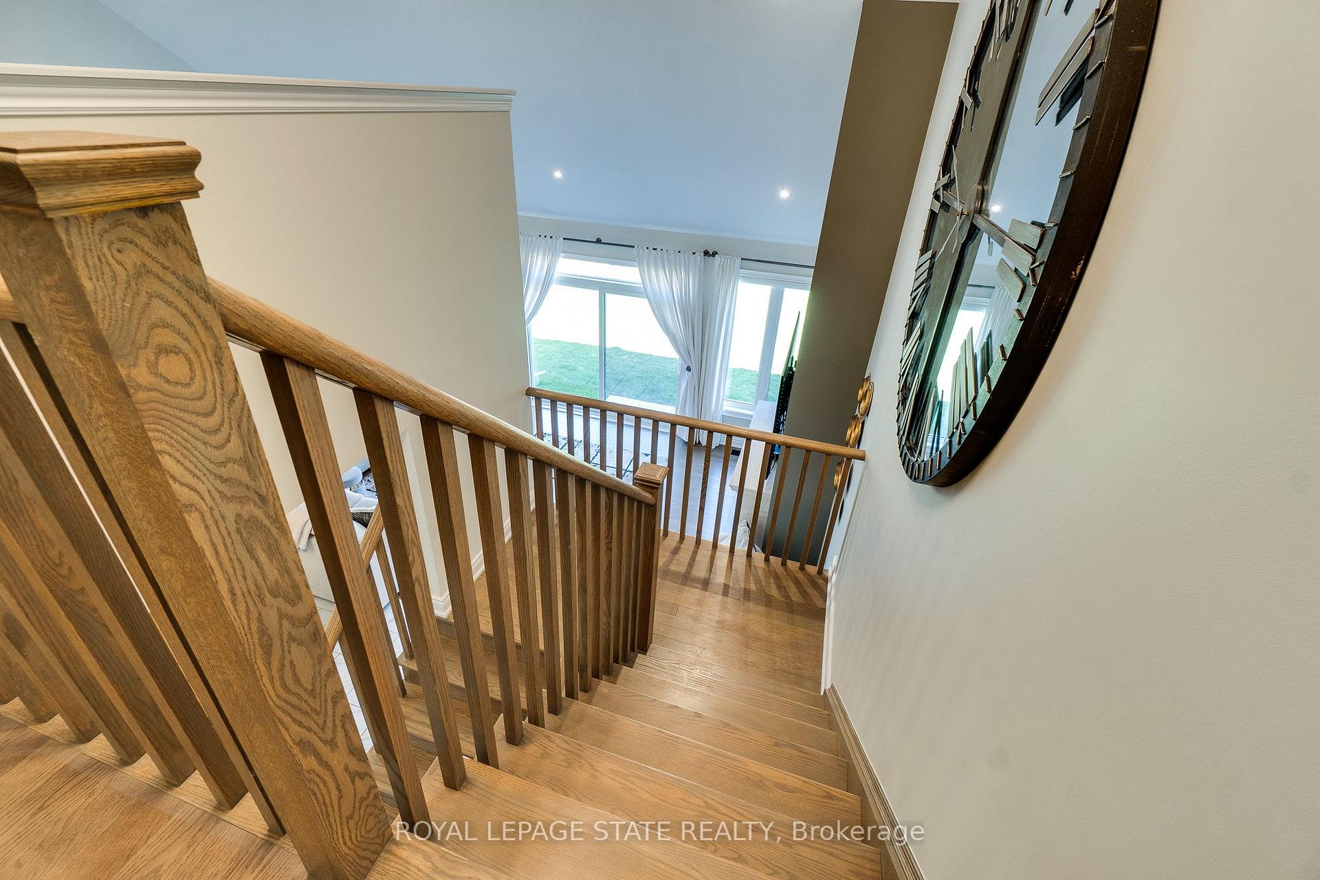 Photo 35 of 134 Cactus Crescent, Hamilton, Stoney Creek Mountain — HOMEH