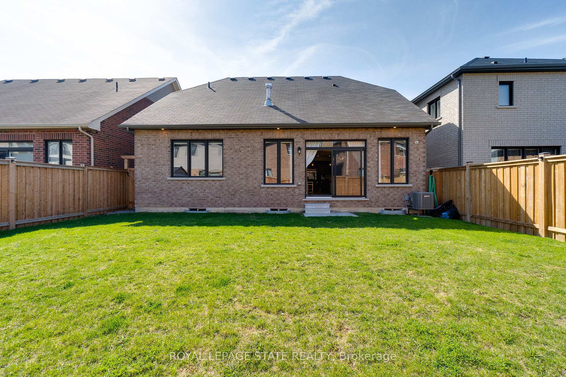 Photo 41 of 134 Cactus Crescent, Hamilton, Stoney Creek Mountain — HOMEH