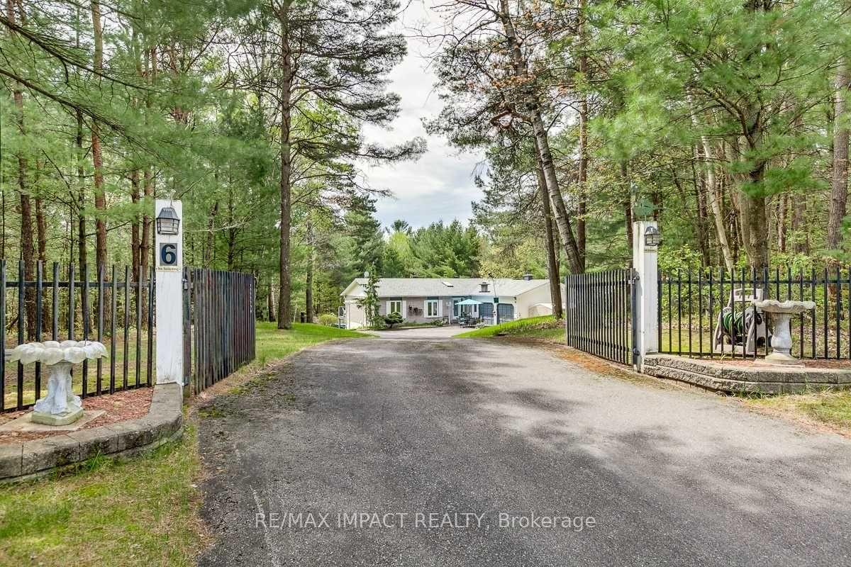 Photo 4 of 6 Hawke Court, Clarington, Rural Clarington — HOMEH