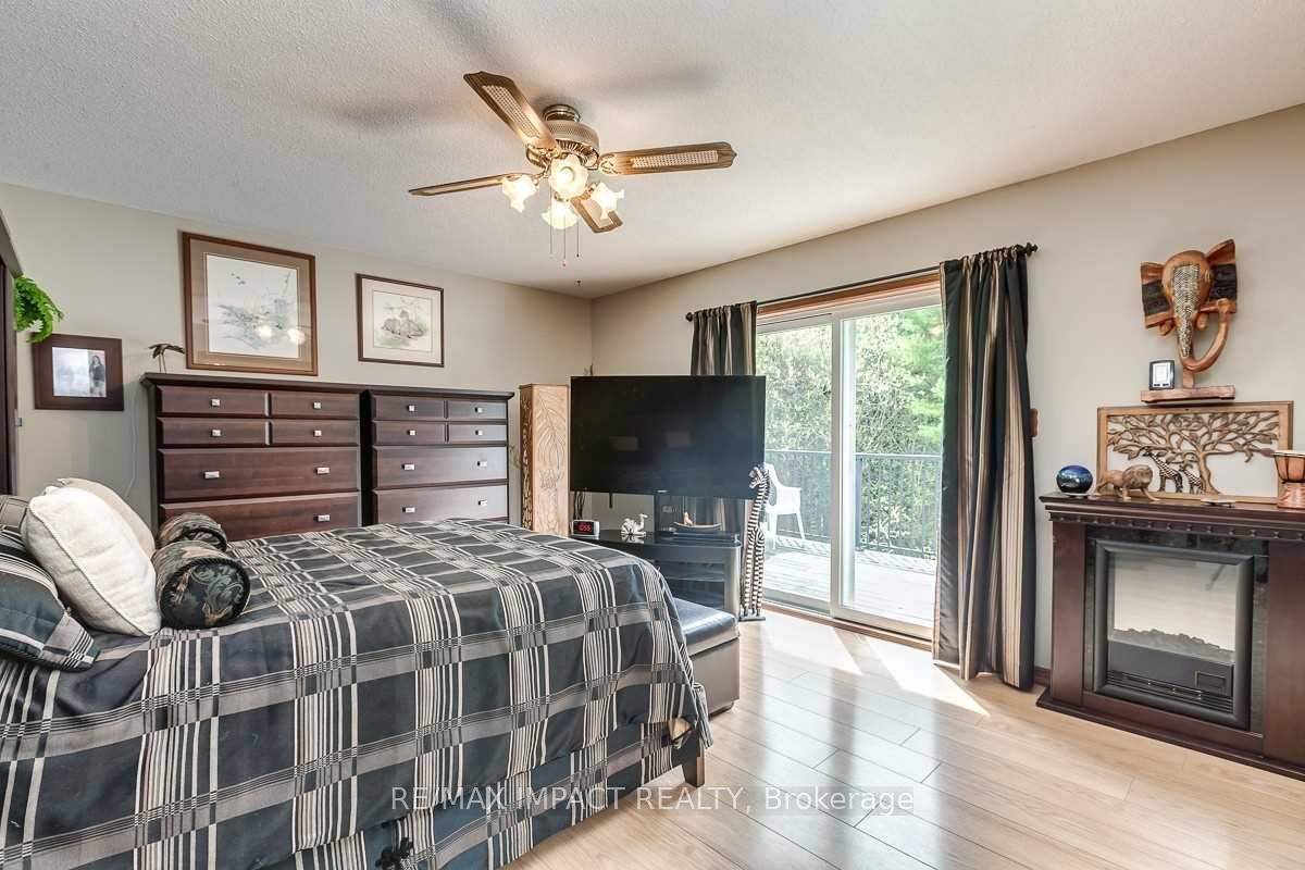 Photo 11 of 6 Hawke Court, Clarington, Rural Clarington — HOMEH