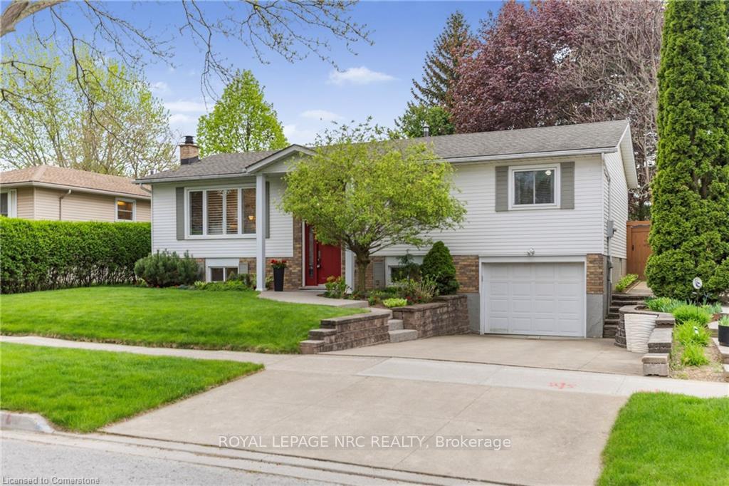 Photo 5 of 81 Debora Drive, Grimsby, Grimsby Beach — HOMEH