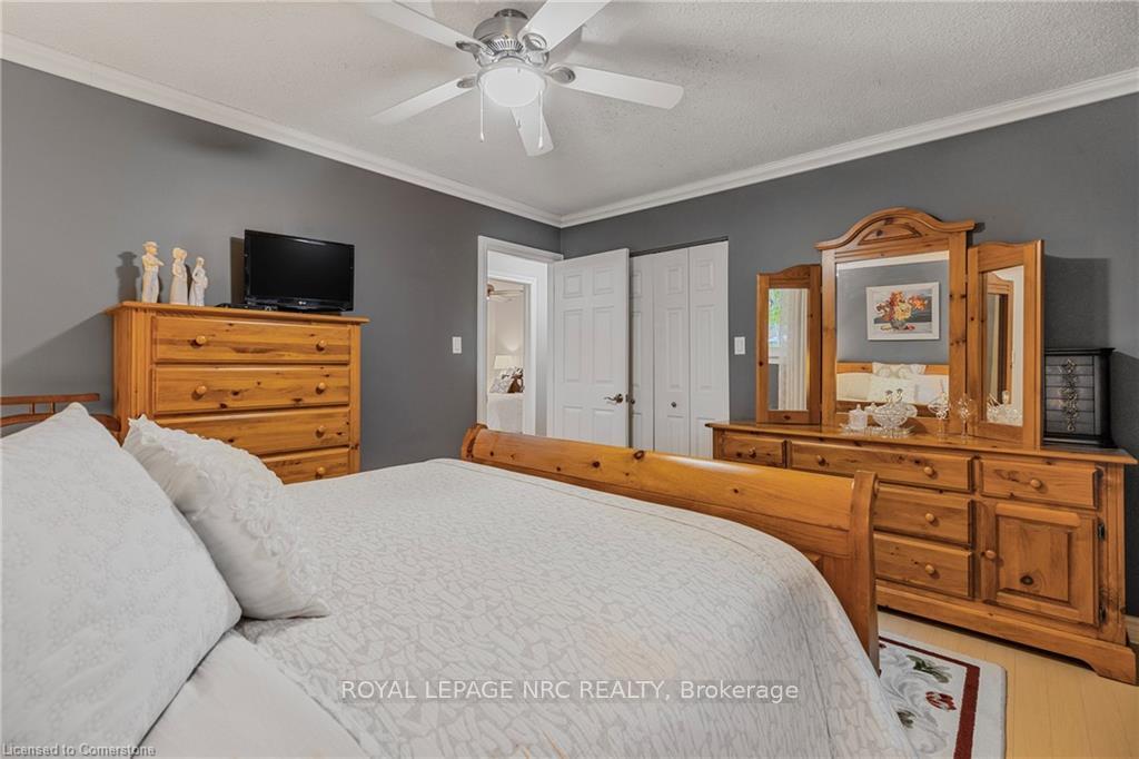 Photo 15 of 81 Debora Drive, Grimsby, Grimsby Beach — HOMEH