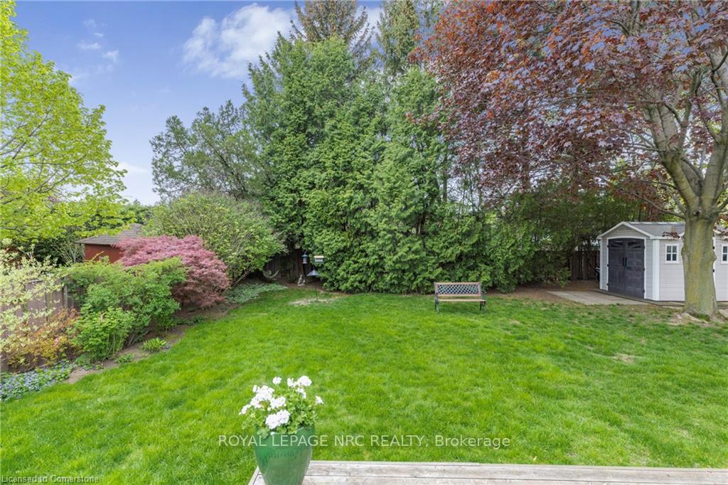 Photo 24 of 81 Debora Drive, Grimsby, Grimsby Beach — HOMEH
