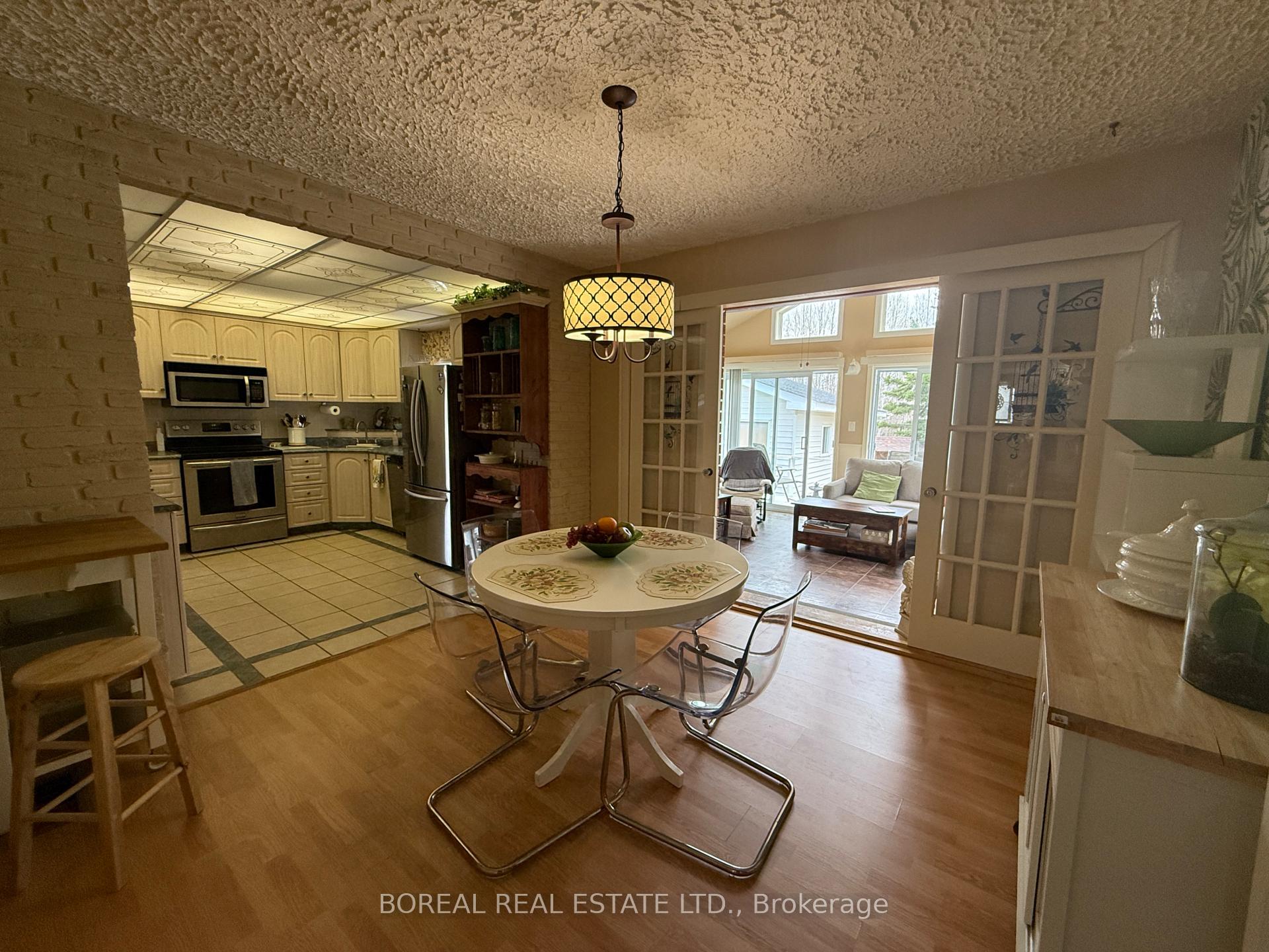 Photo 14 of 27 Sixth Street, Smooth Rock Falls, SRF — HOMEH
