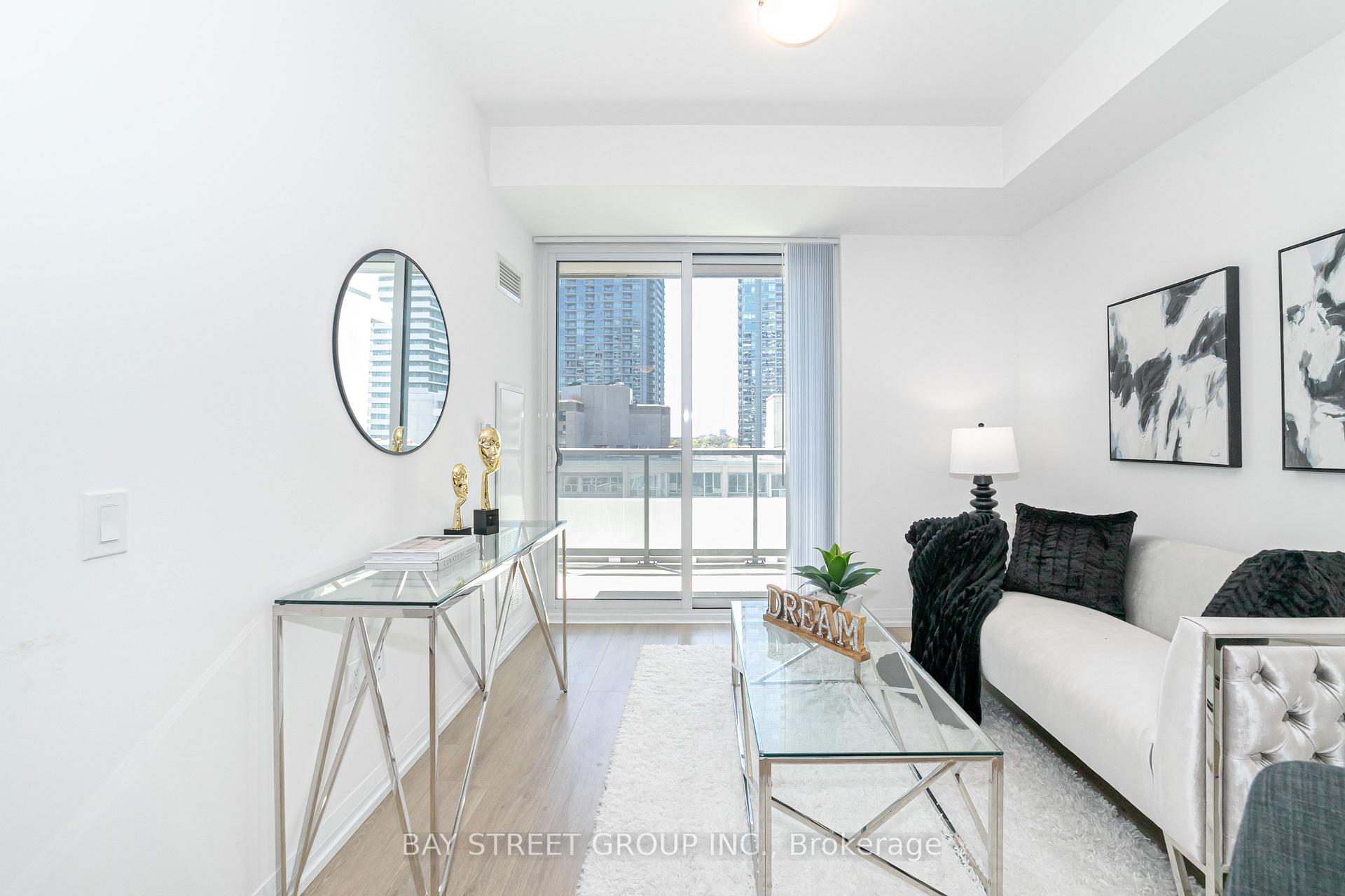 Photo 16 of Unit 1513, 50 Dunfield Avenue, Toronto, Mount Pleasant West — HOMEH