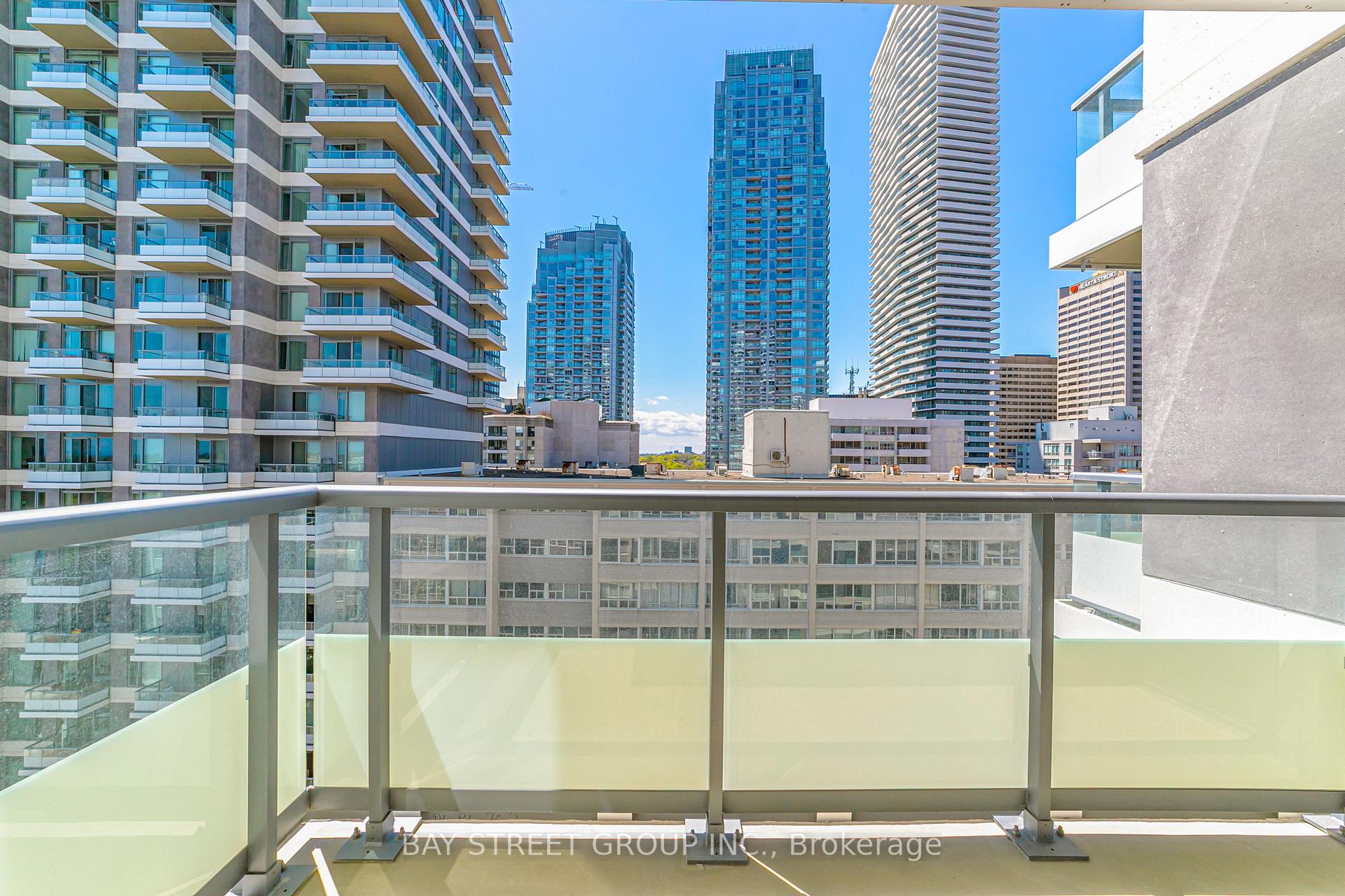 Photo 25 of Unit 1513, 50 Dunfield Avenue, Toronto, Mount Pleasant West — HOMEH