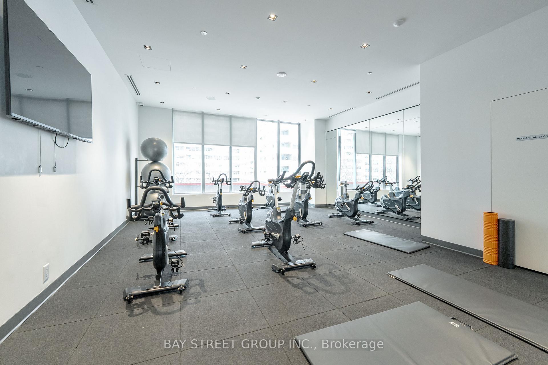 Photo 26 of Unit 1513, 50 Dunfield Avenue, Toronto, Mount Pleasant West — HOMEH