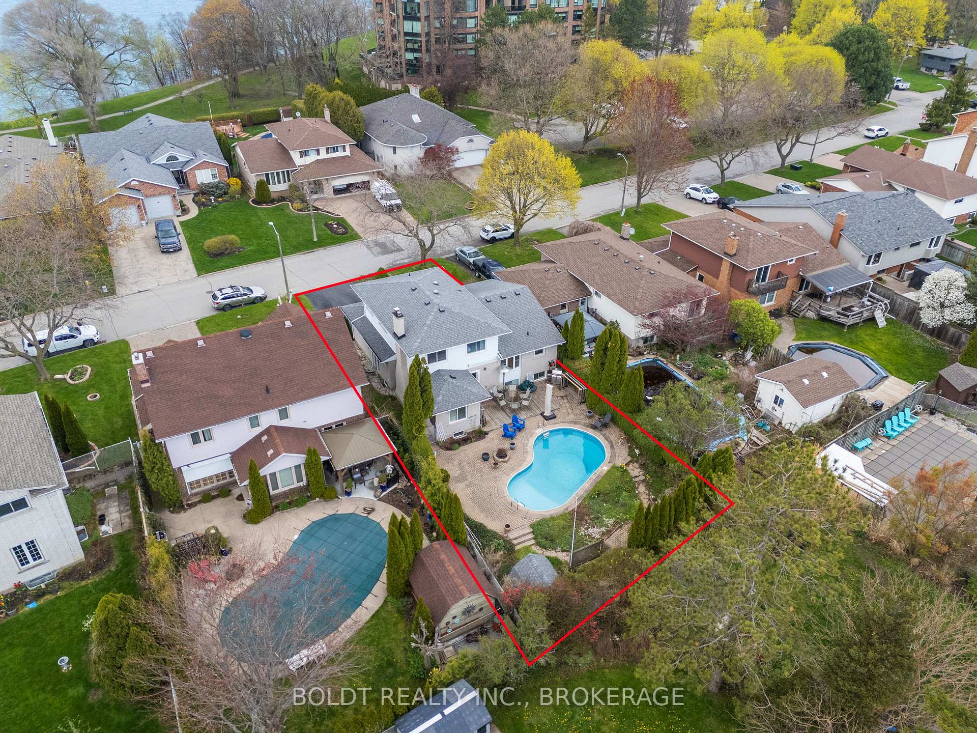 Photo 37 of 50 Beachview Drive, St. Catharines, Lakeshore — HOMEH