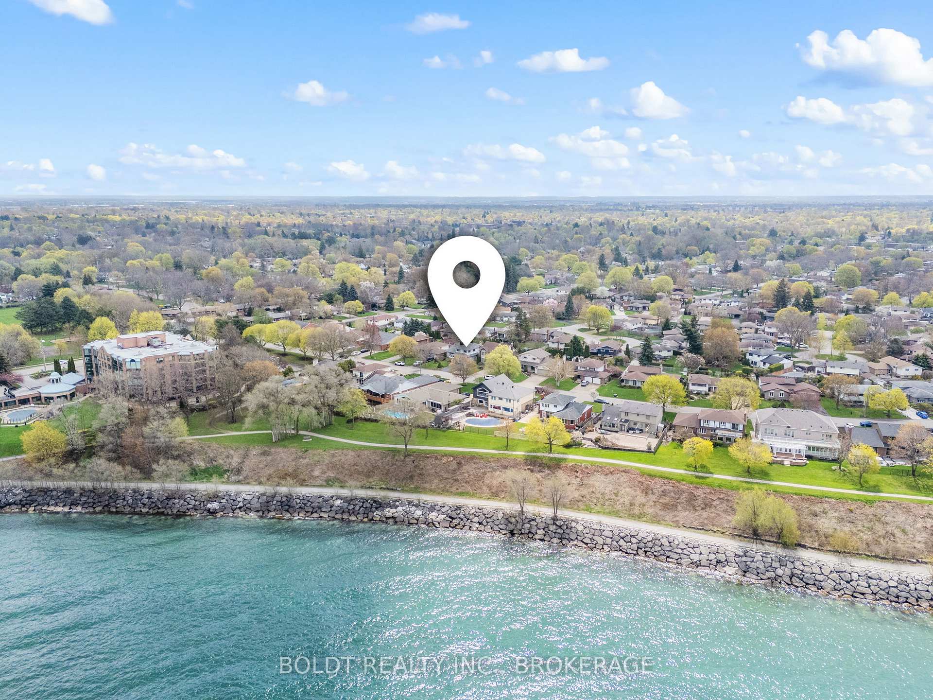 Photo 33 of 50 Beachview Drive, St. Catharines, Lakeshore — HOMEH
