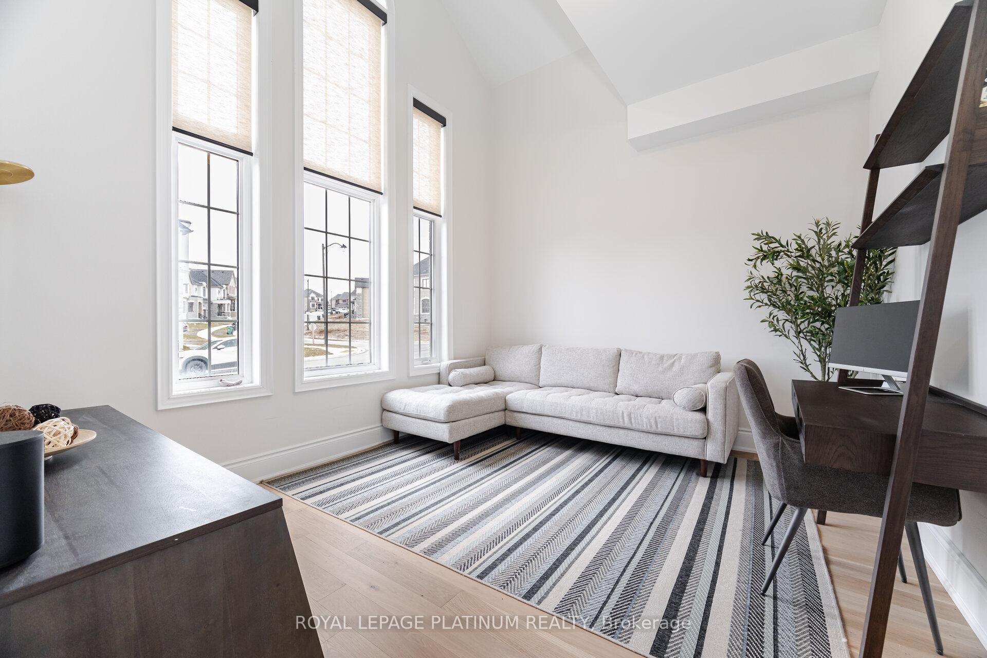Photo 6 of 61 Raspberry Ridge Avenue, Caledon, Caledon East — HOMEH