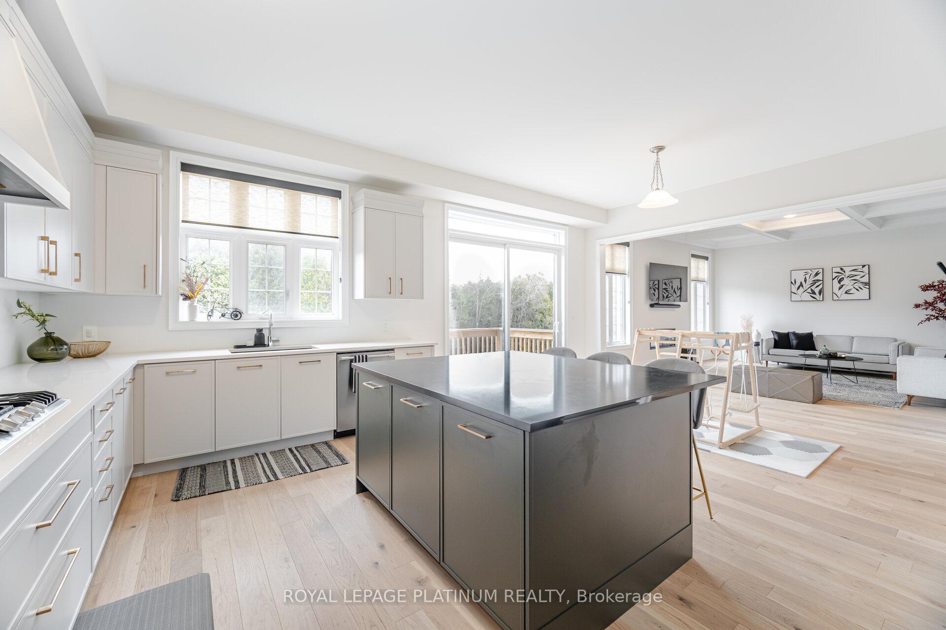 Photo 9 of 61 Raspberry Ridge Avenue, Caledon, Caledon East — HOMEH