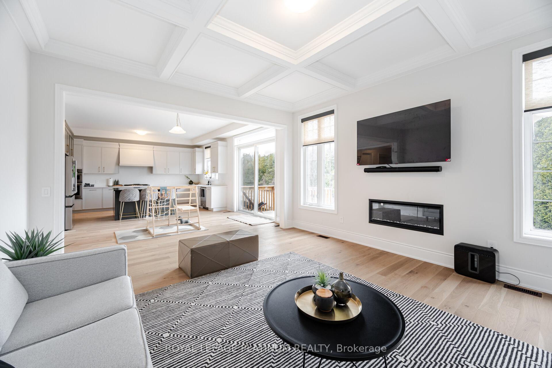 Photo 14 of 61 Raspberry Ridge Avenue, Caledon, Caledon East — HOMEH