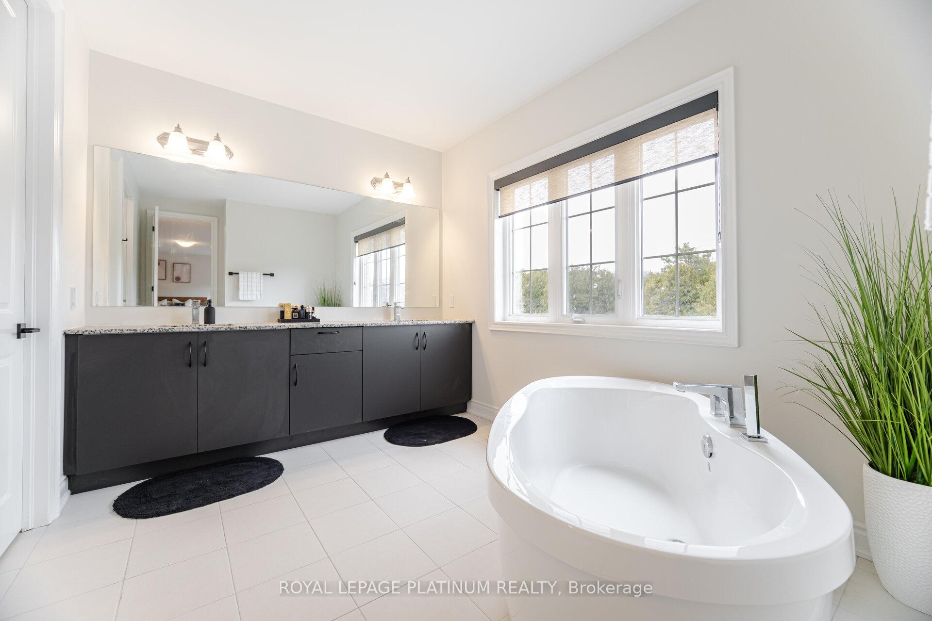 Photo 19 of 61 Raspberry Ridge Avenue, Caledon, Caledon East — HOMEH