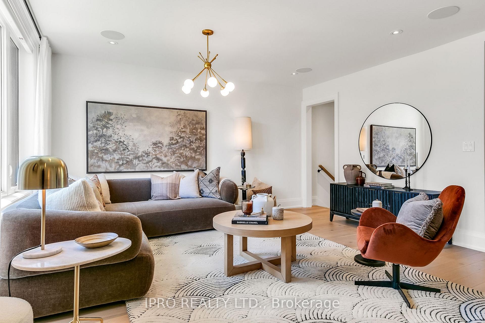 Photo 16 of 94 Kings Park Boulevard, Toronto, Danforth Village-East York — HOMEH
