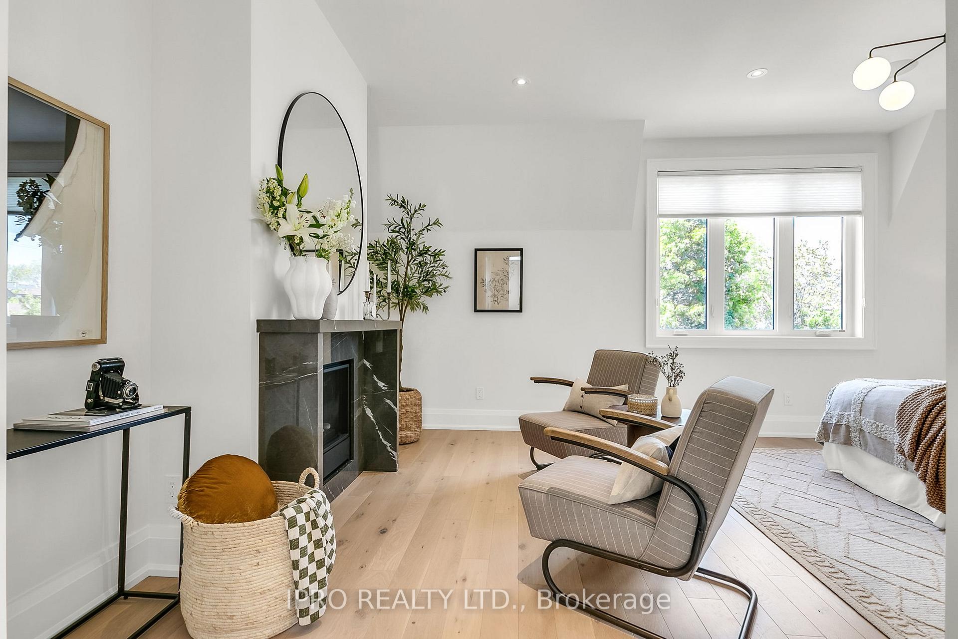 Photo 46 of 94 Kings Park Boulevard, Toronto, Danforth Village-East York — HOMEH
