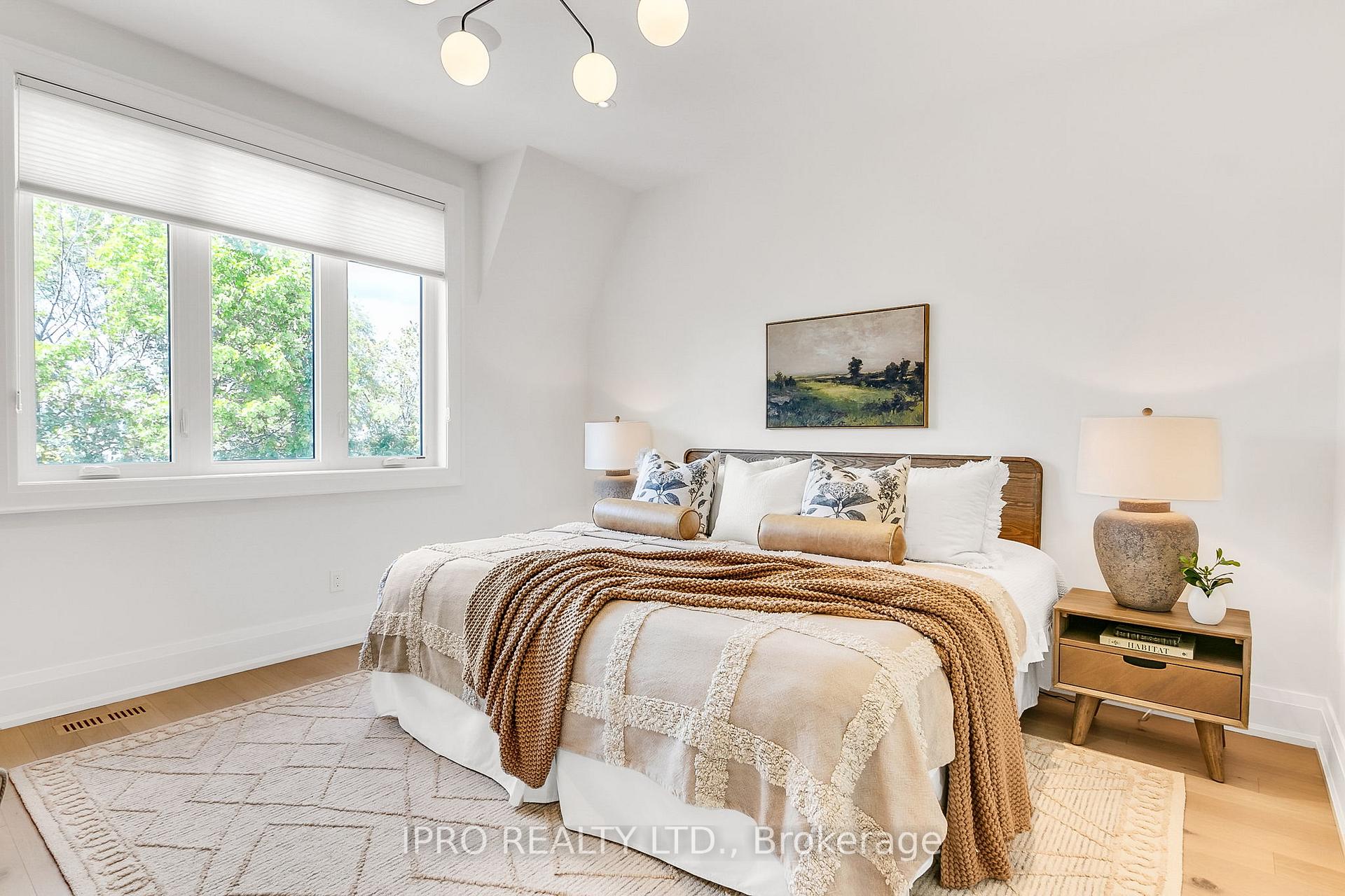 Photo 24 of 94 Kings Park Boulevard, Toronto, Danforth Village-East York — HOMEH