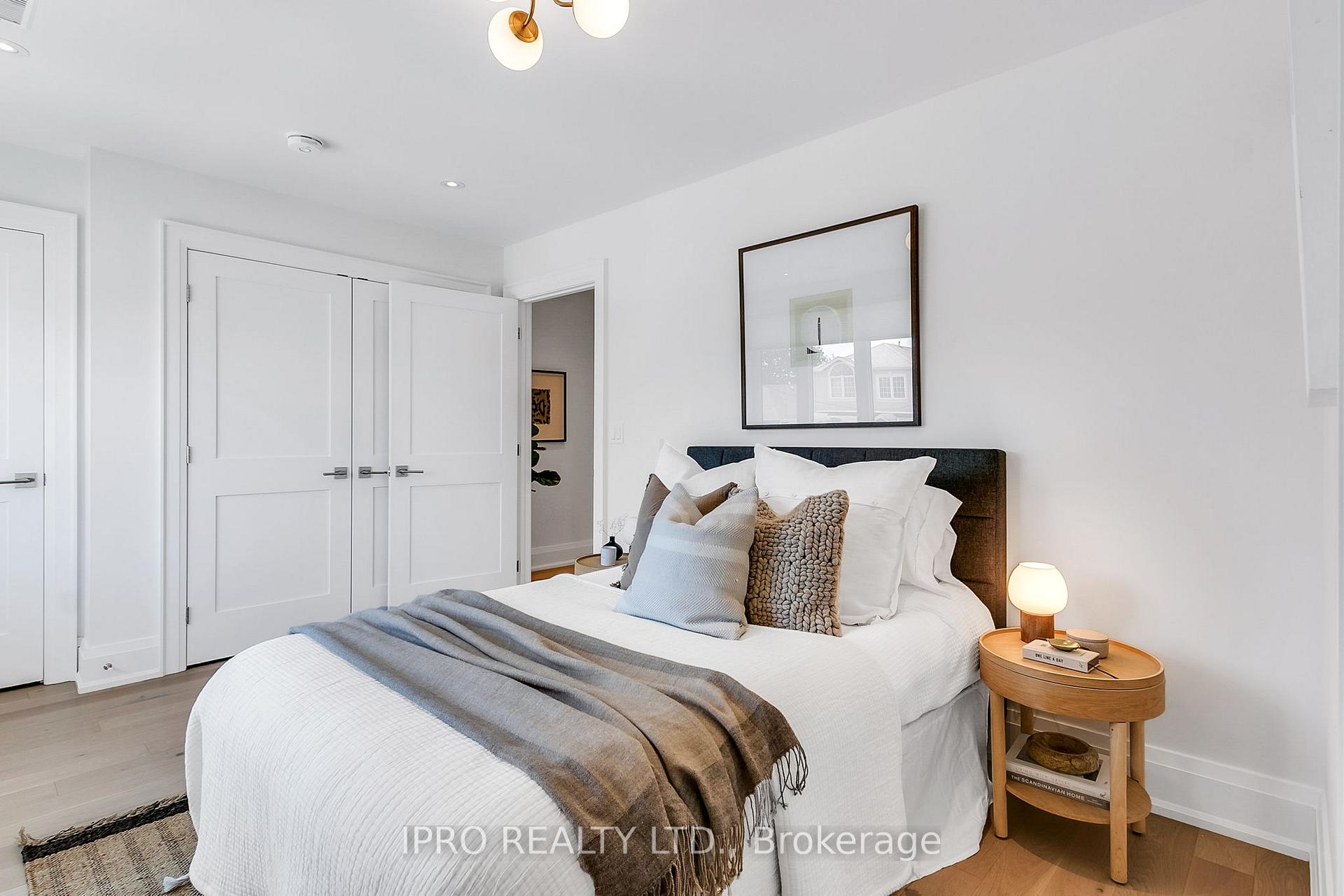 Photo 42 of 94 Kings Park Boulevard, Toronto, Danforth Village-East York — HOMEH