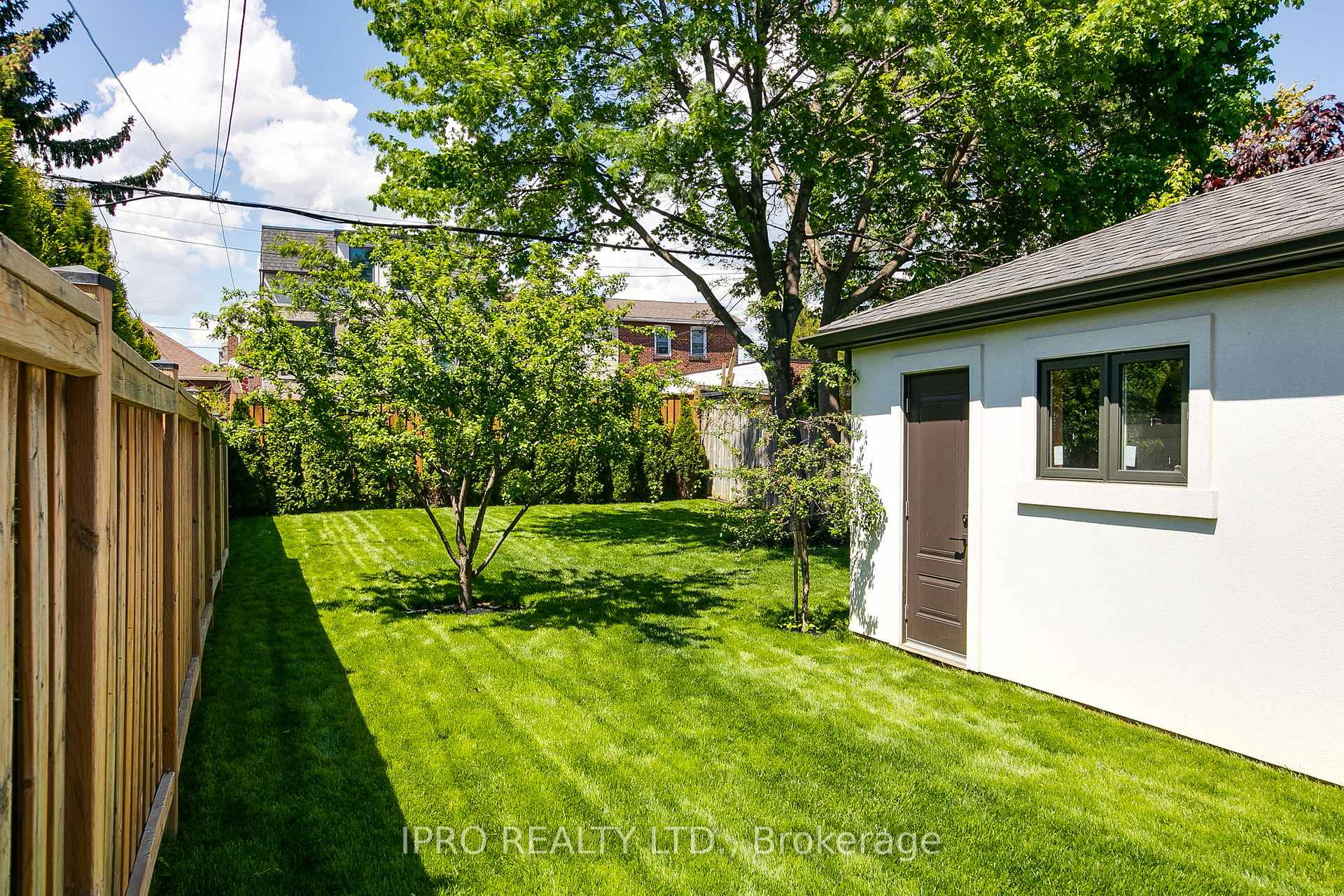 Photo 41 of 94 Kings Park Boulevard, Toronto, Danforth Village-East York — HOMEH