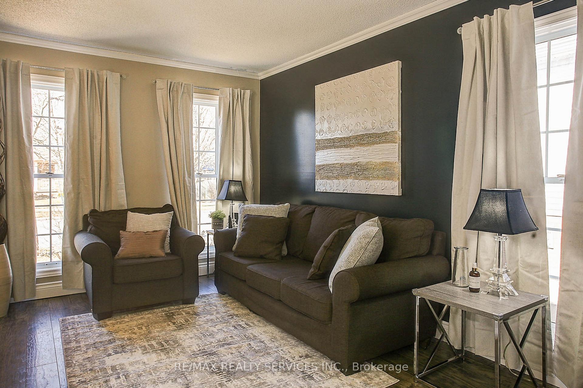 Photo 38 of 65 Wake Robin Drive, Kitchener, Larentian West — HOMEH