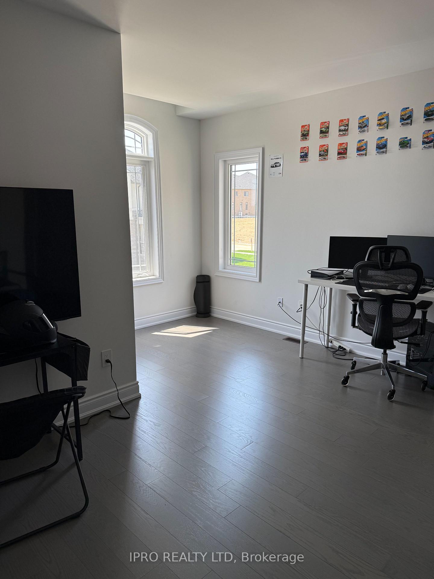 Photo 29 of 59 Raspberry Ridge Avenue, Caledon, Caledon East — HOMEH