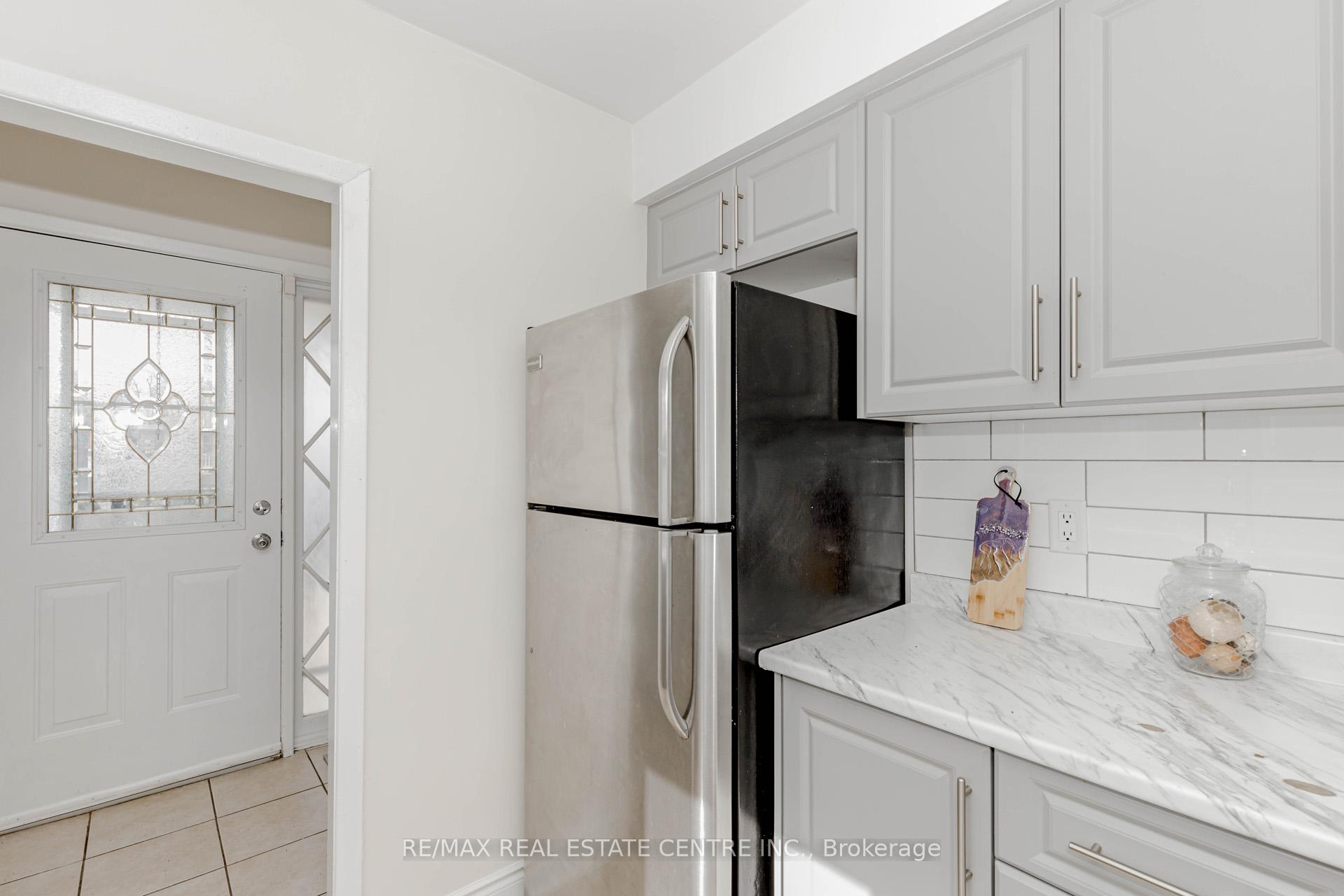 Photo 50 of 15 Benton Street, Brampton, Brampton East — HOMEH