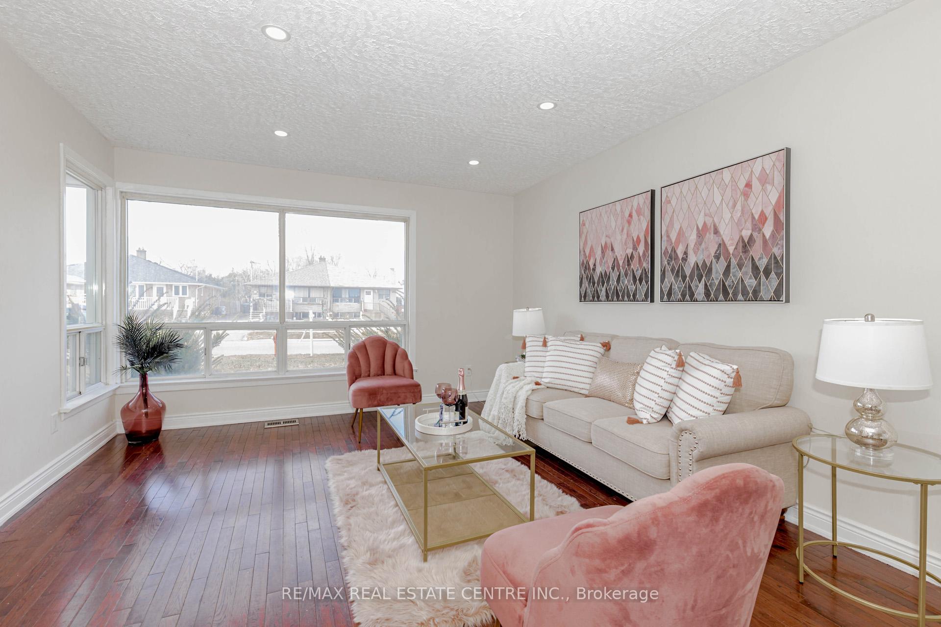 Photo 20 of 15 Benton Street, Brampton, Brampton East — HOMEH