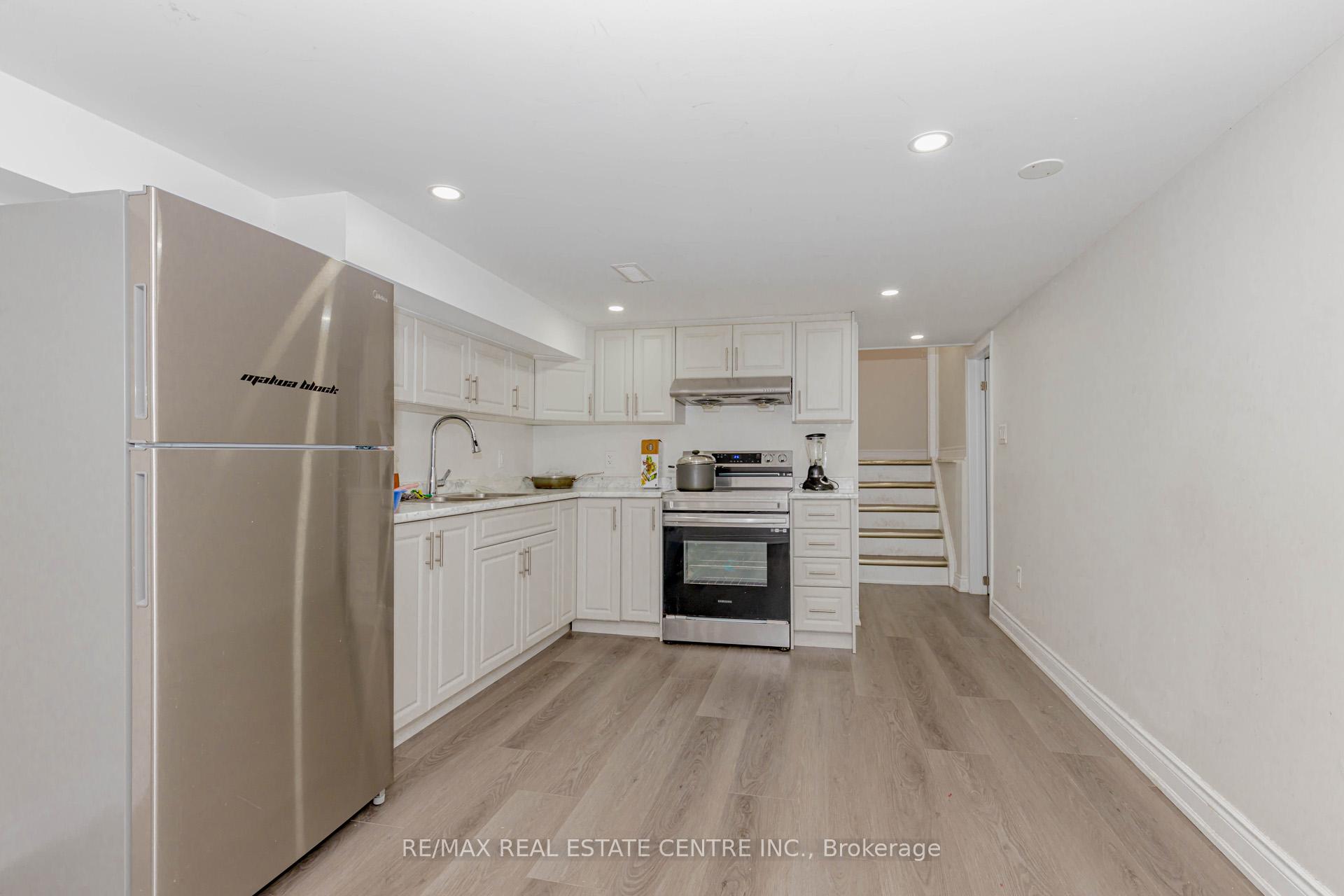 Photo 36 of 15 Benton Street, Brampton, Brampton East — HOMEH