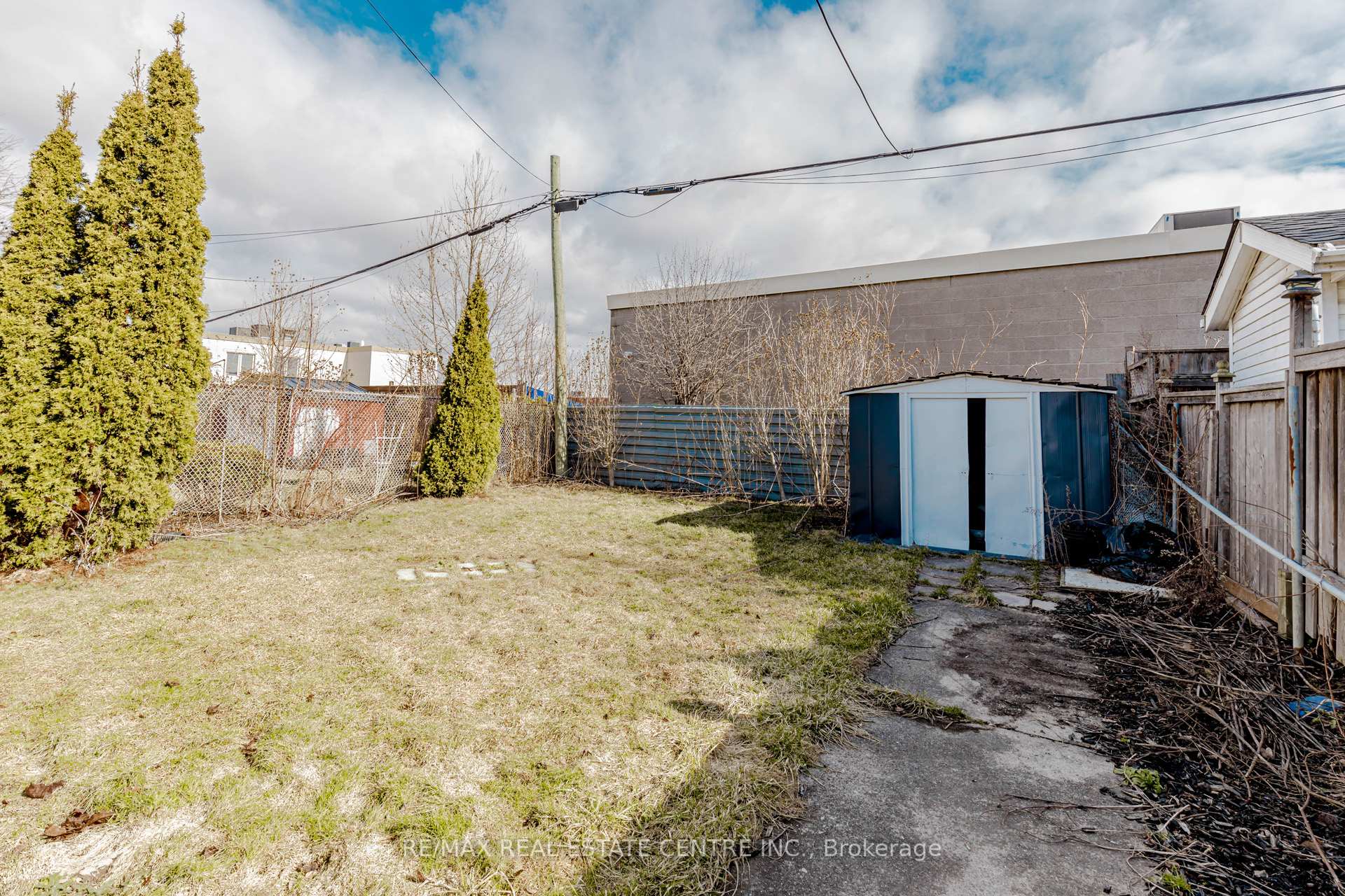 Photo 47 of 15 Benton Street, Brampton, Brampton East — HOMEH