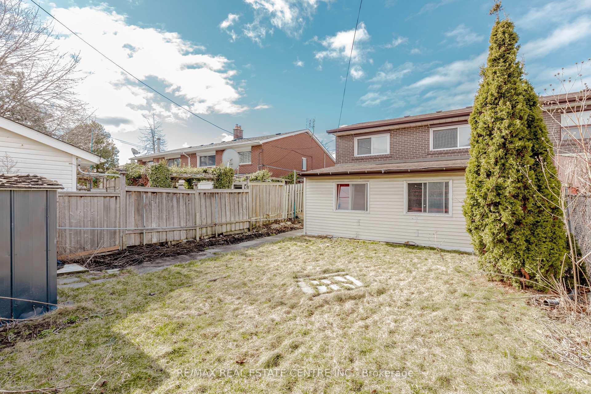 Photo 48 of 15 Benton Street, Brampton, Brampton East — HOMEH
