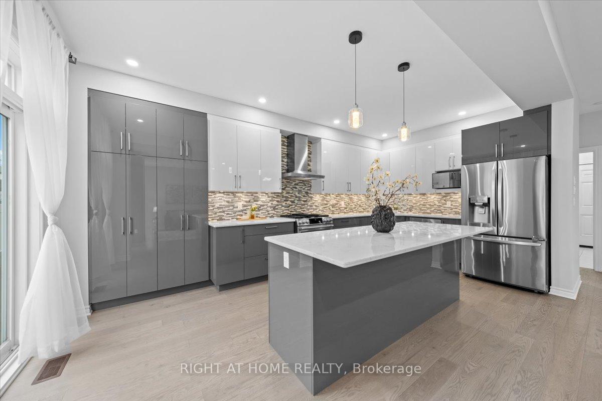 Photo 9 of 637 Vivera Place, Ottawa, Stittsville (North) — HOMEH