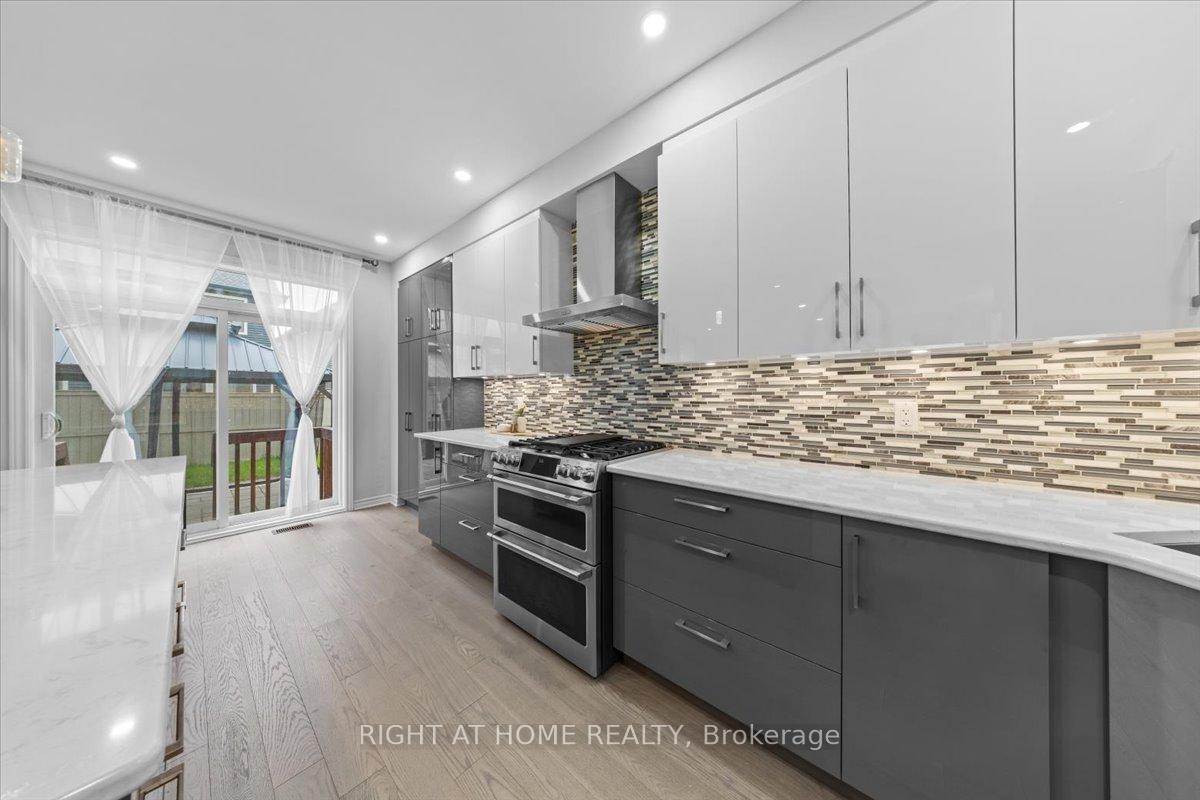 Photo 12 of 637 Vivera Place, Ottawa, Stittsville (North) — HOMEH
